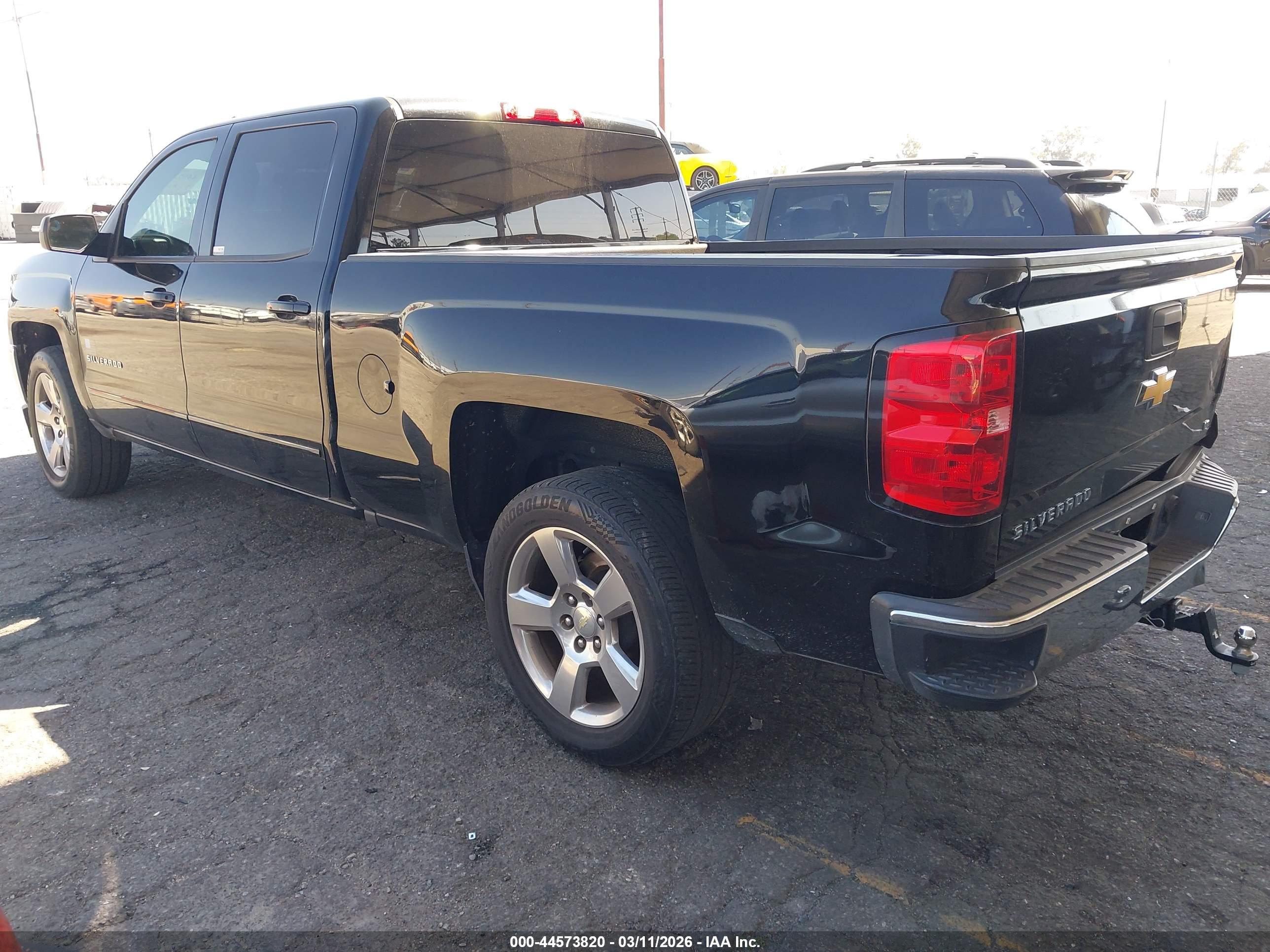 CHEVROLET SILVERADO image 3