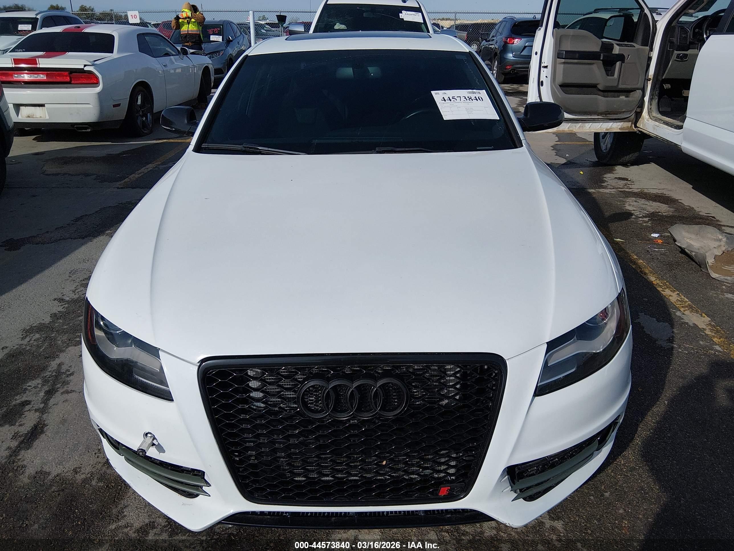 AUDI S4 image 6