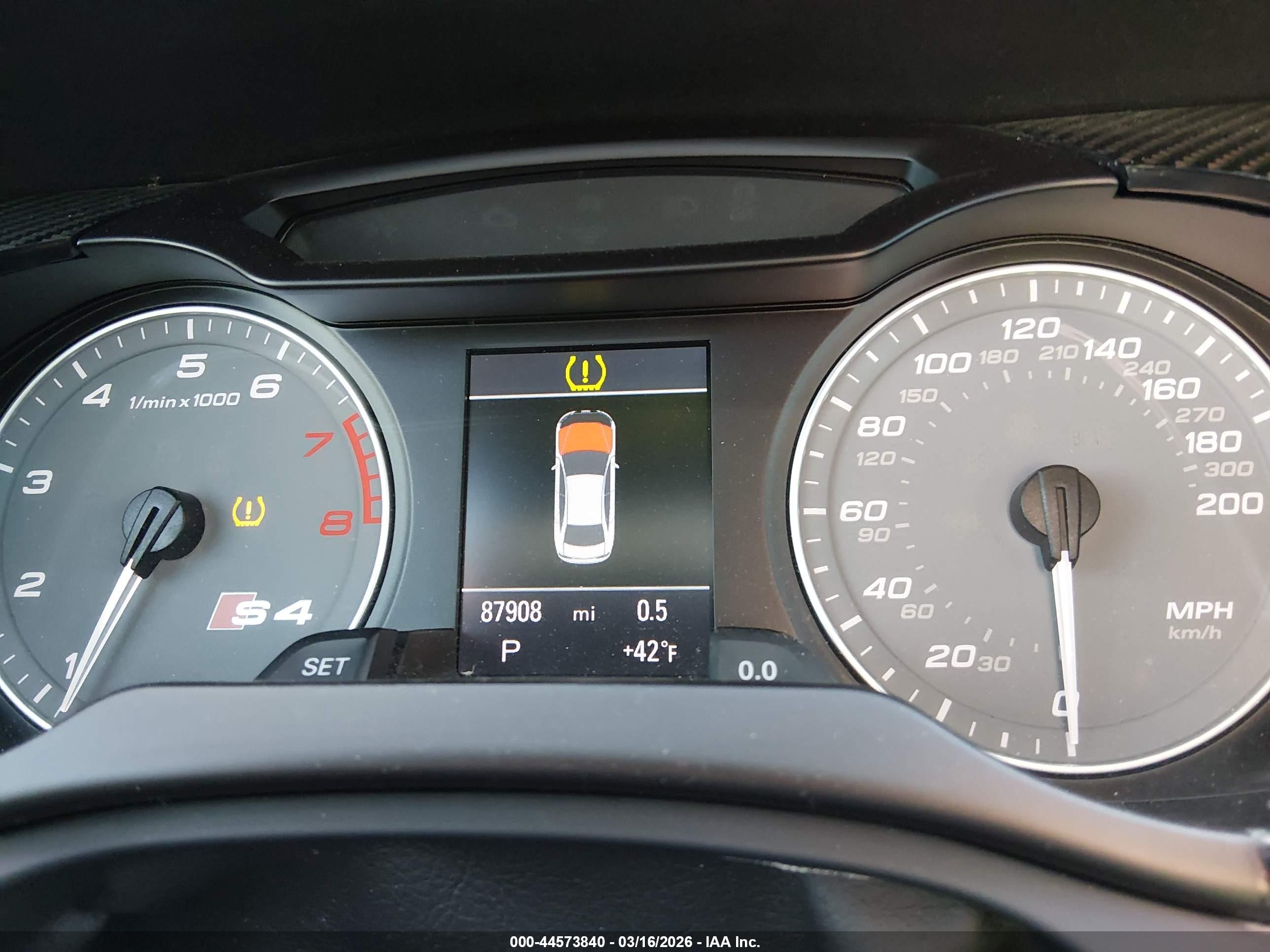 AUDI S4 image 7
