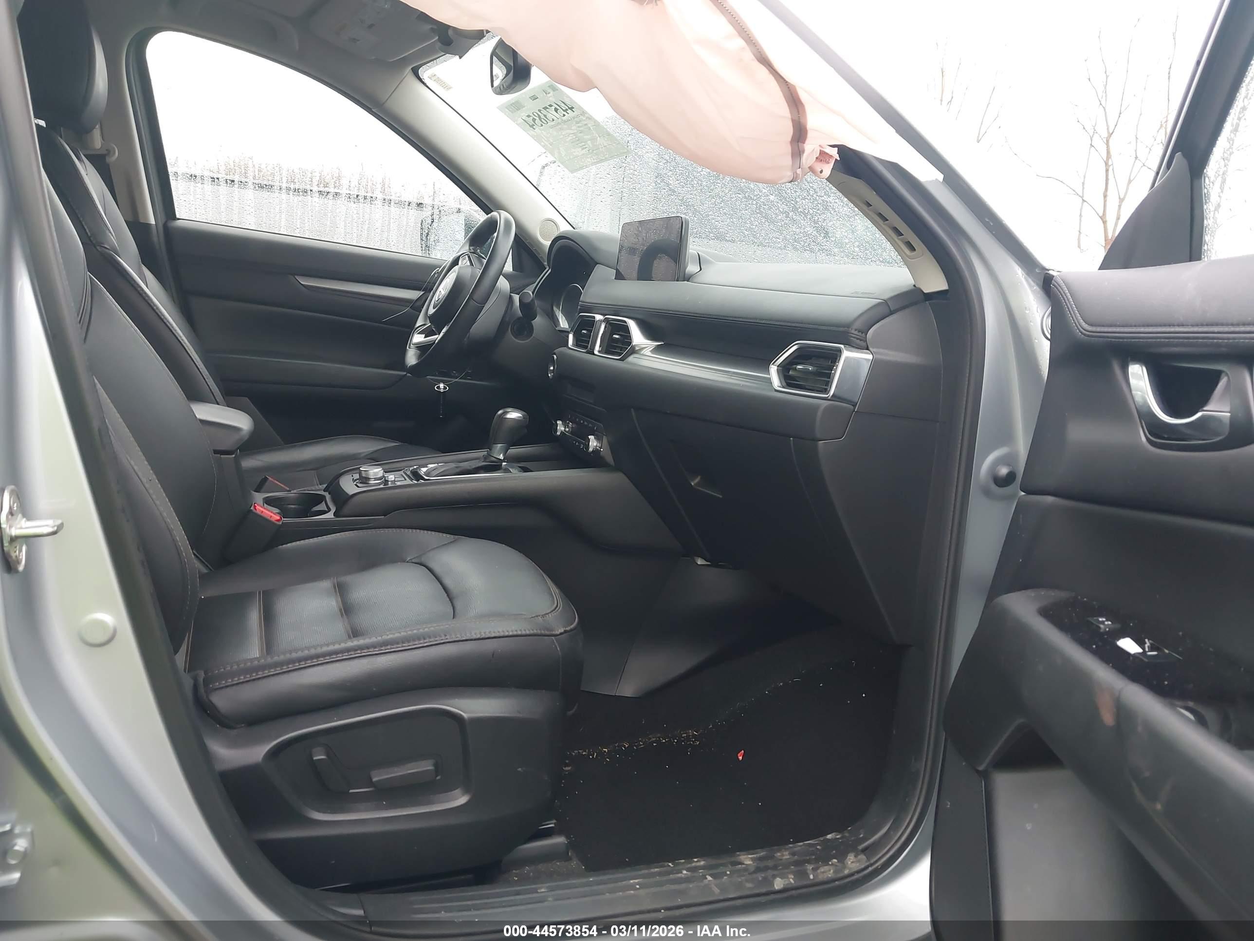 MAZDA CX-5 image 5