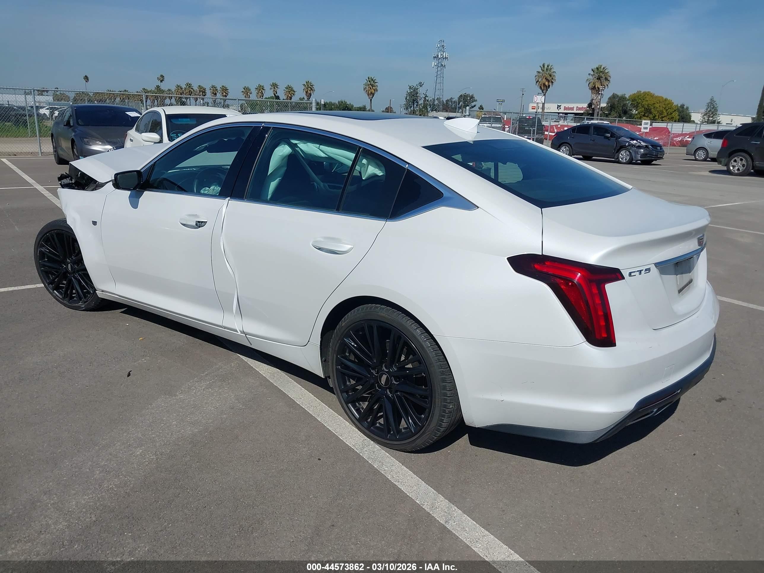 CADILLAC CT5 image 3