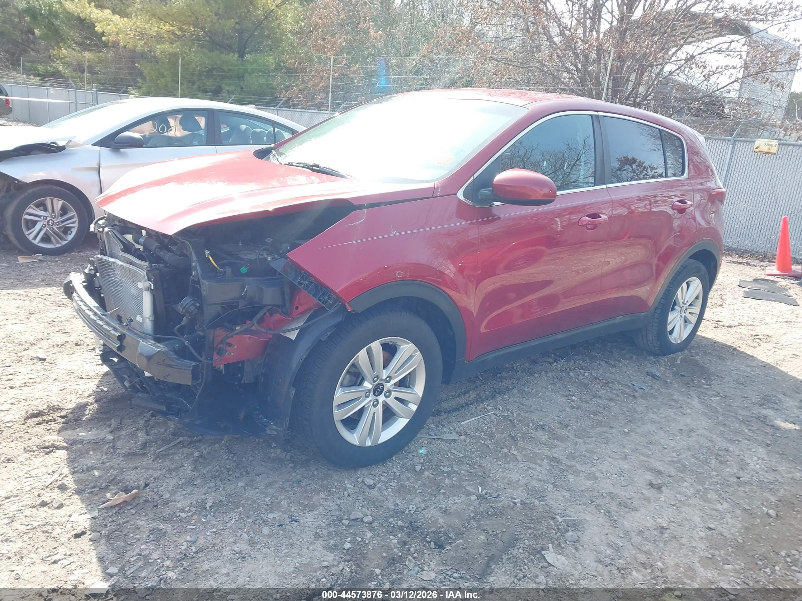 KIA SPORTAGE image 2