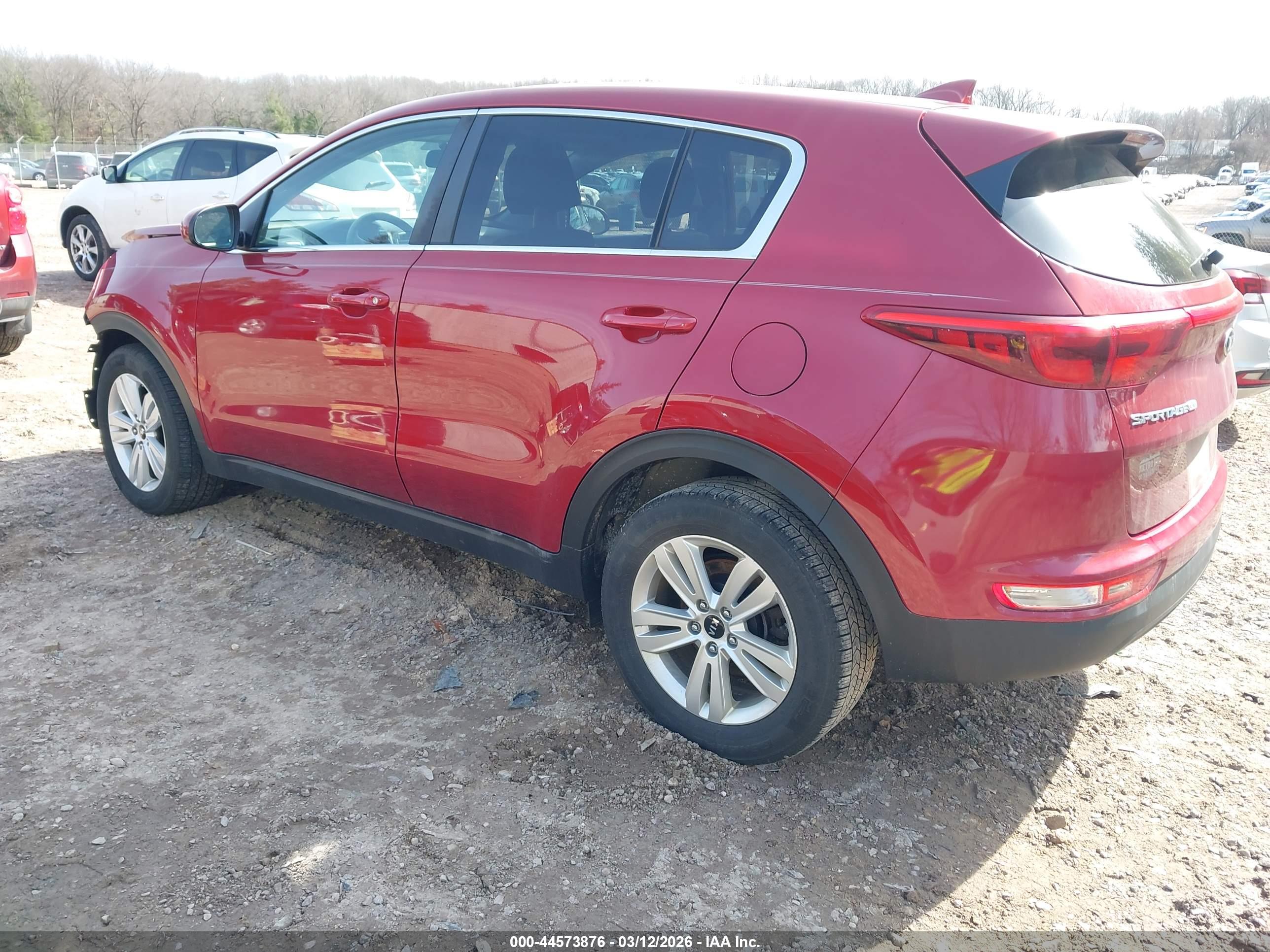 KIA SPORTAGE image 3