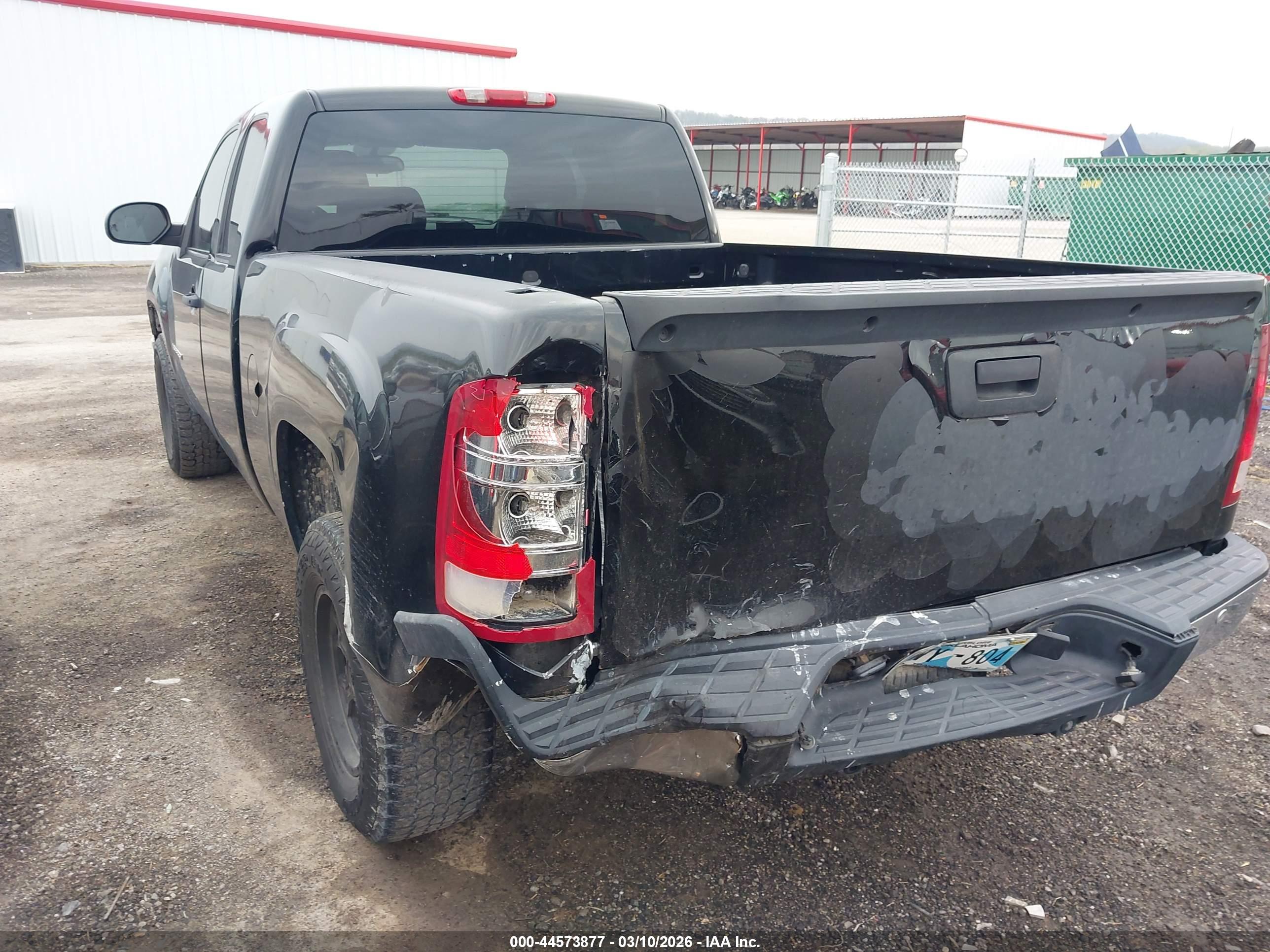 GMC SIERRA image 6