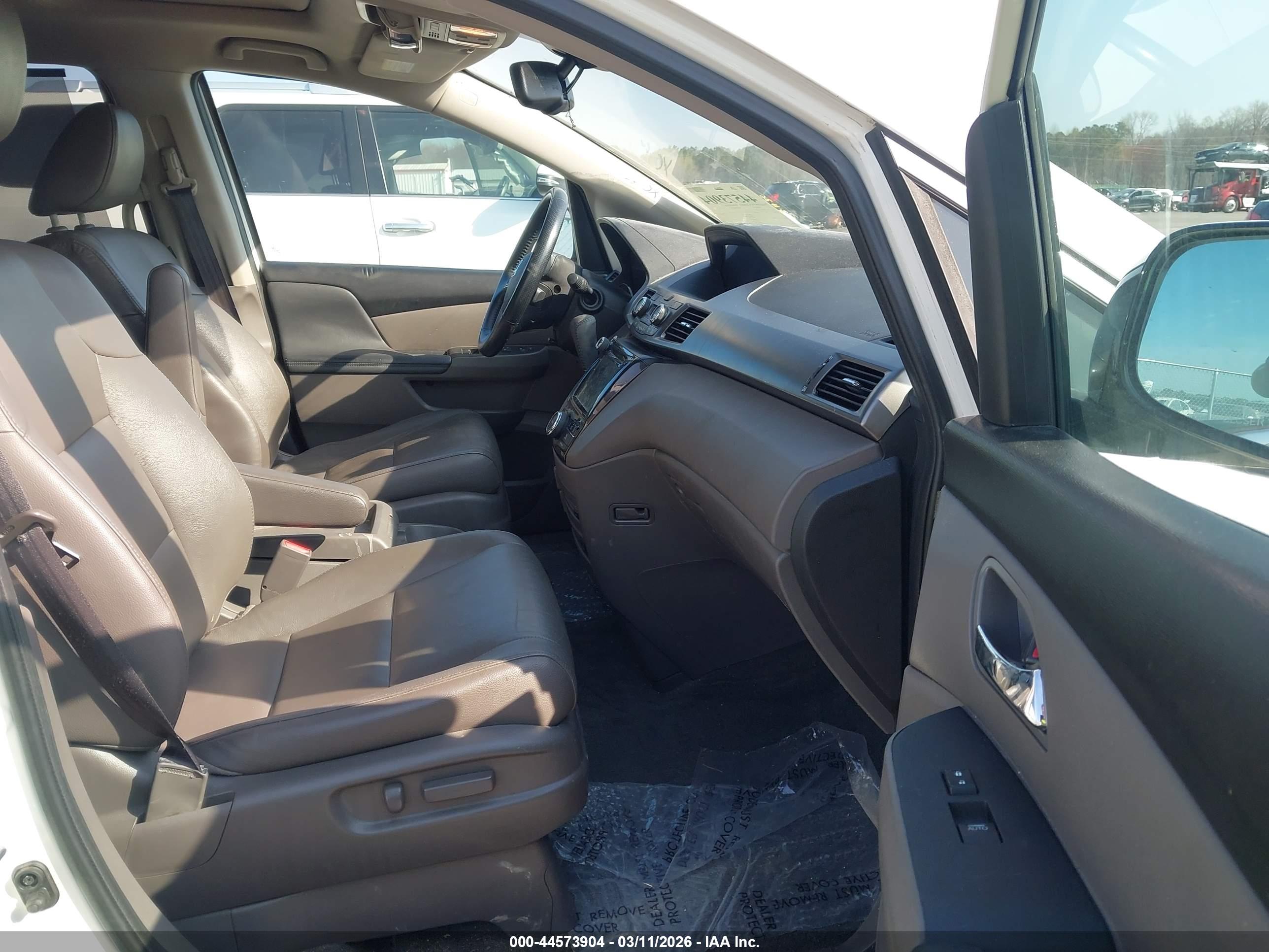 HONDA ODYSSEY image 5