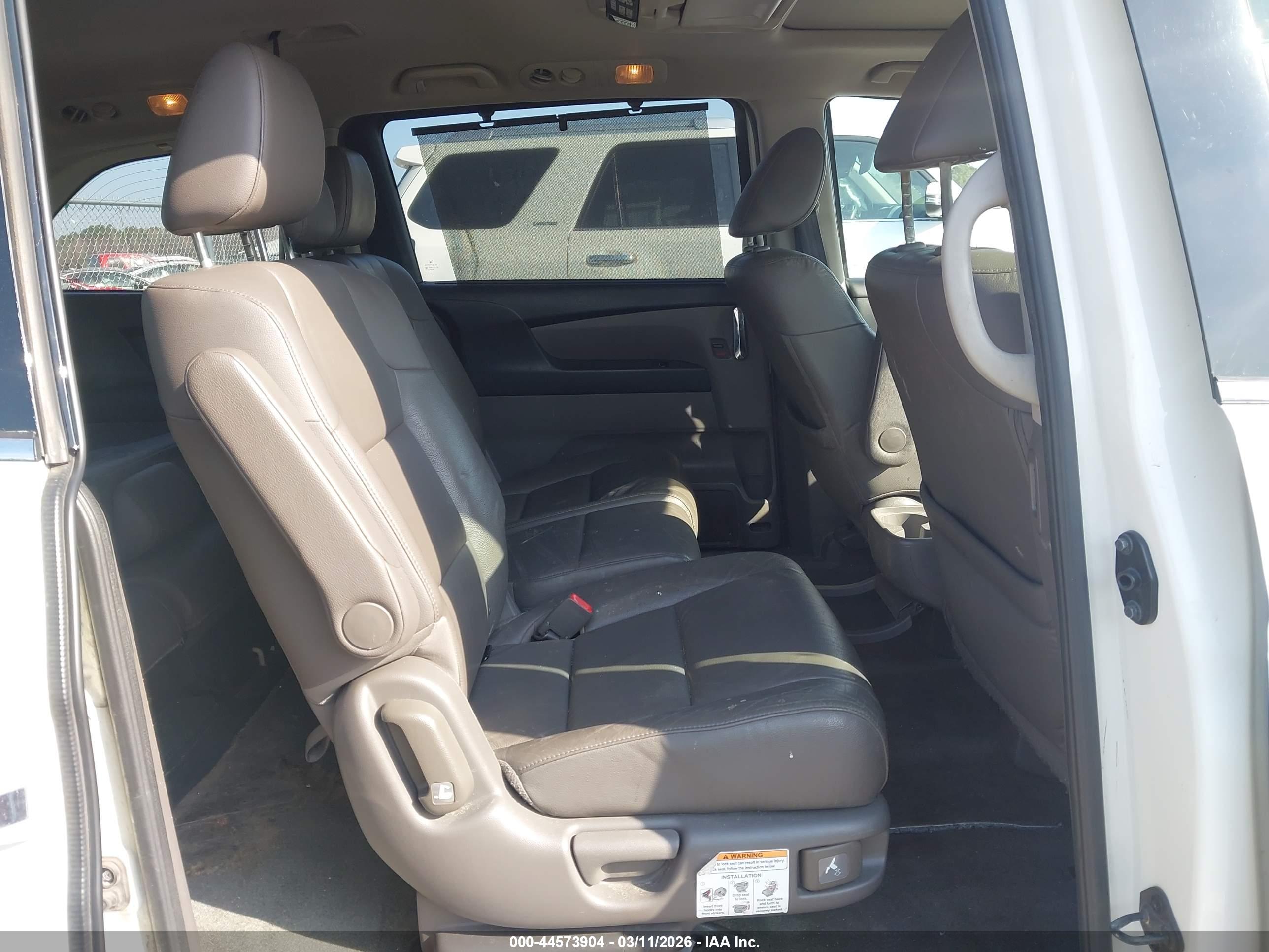 HONDA ODYSSEY image 8