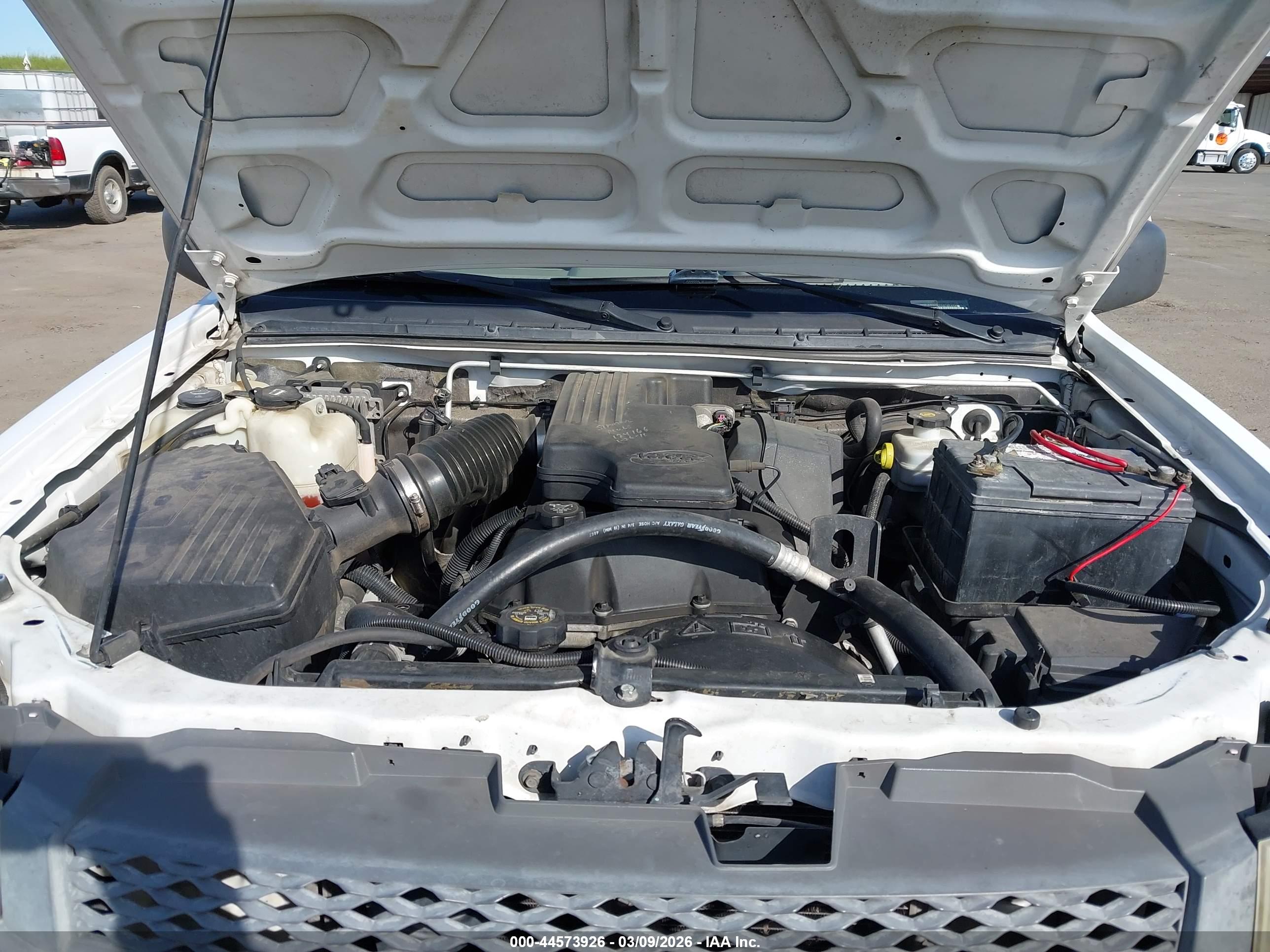 CHEVROLET COLORADO image 10