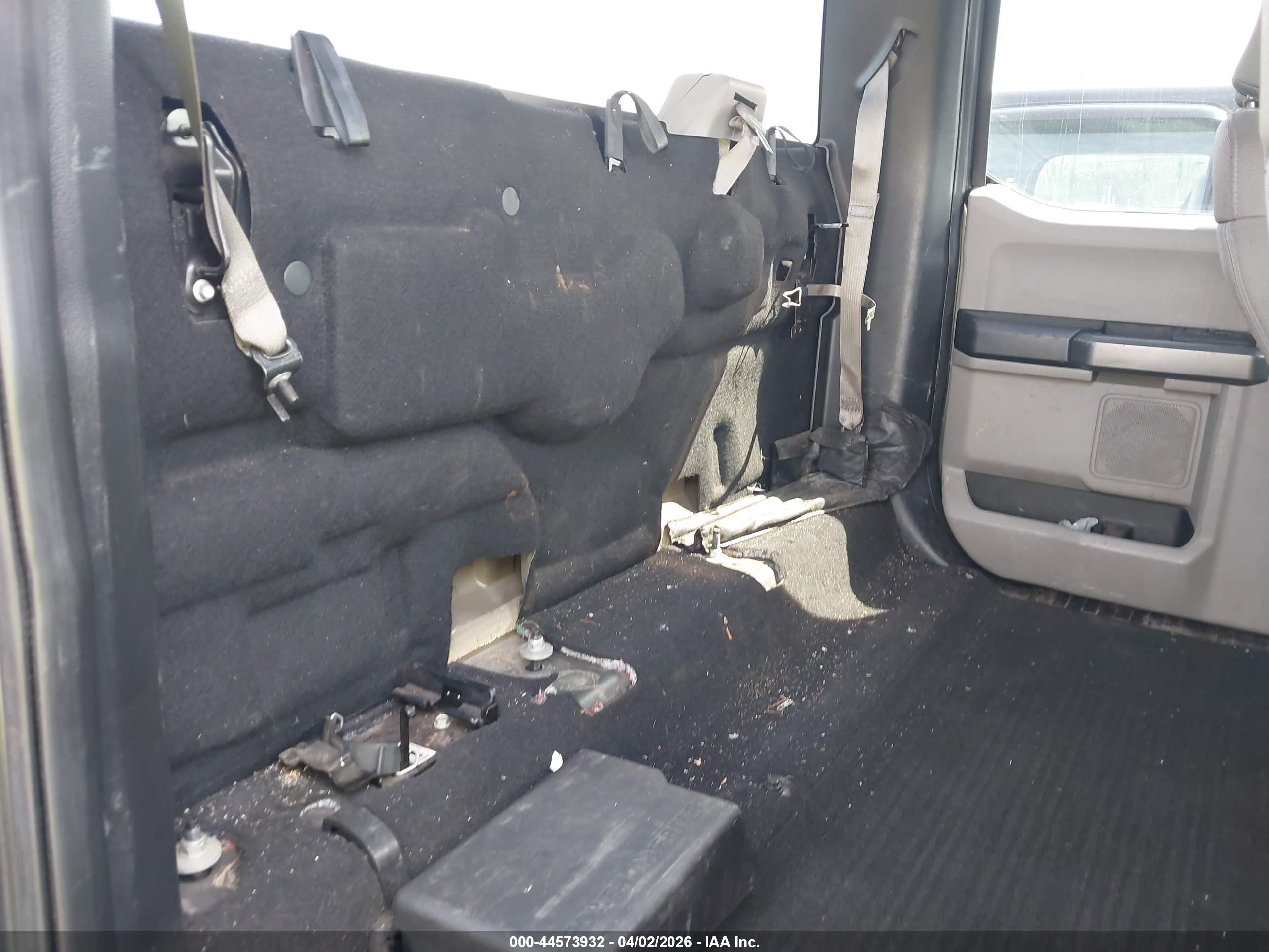 FORD F-350 image 7