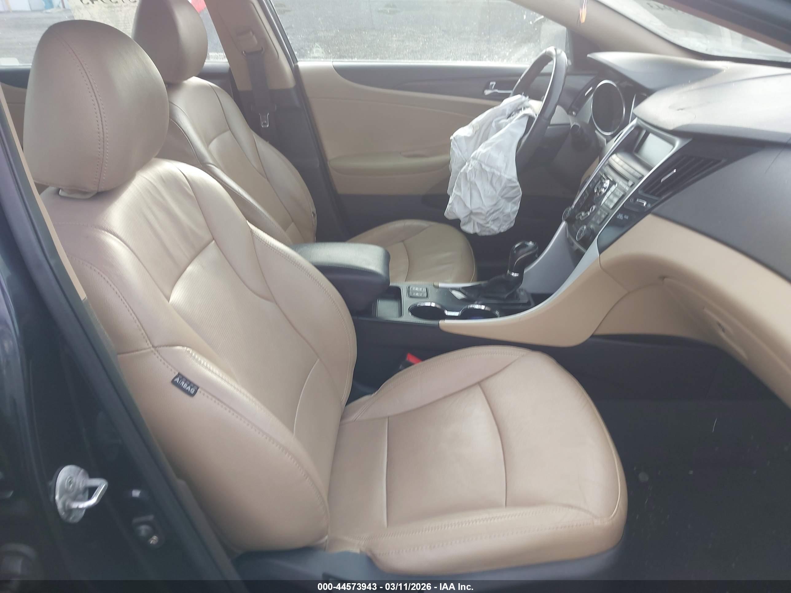 HYUNDAI SONATA image 5