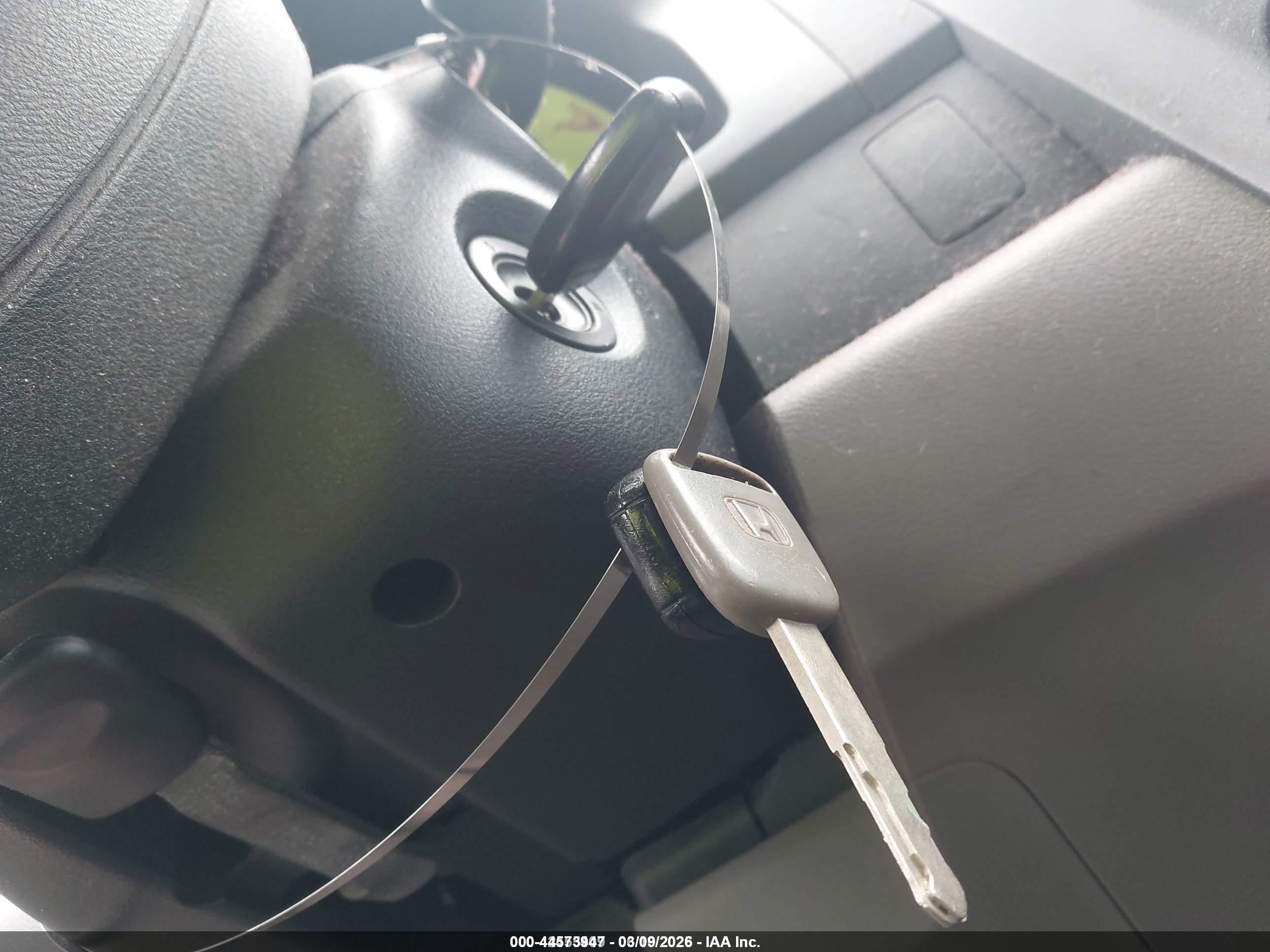 HONDA CR-V image 11