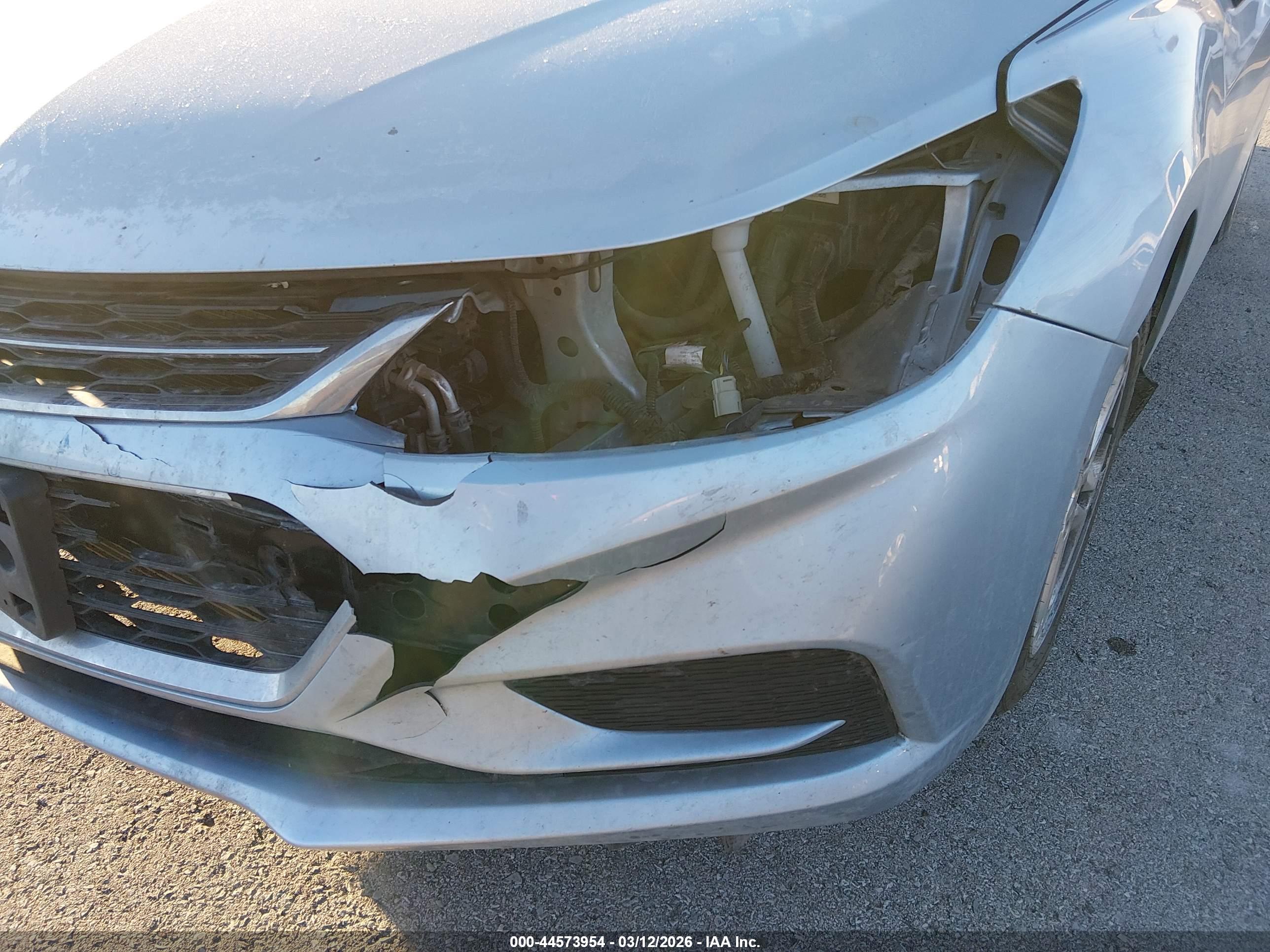 CHEVROLET CRUZE image 6