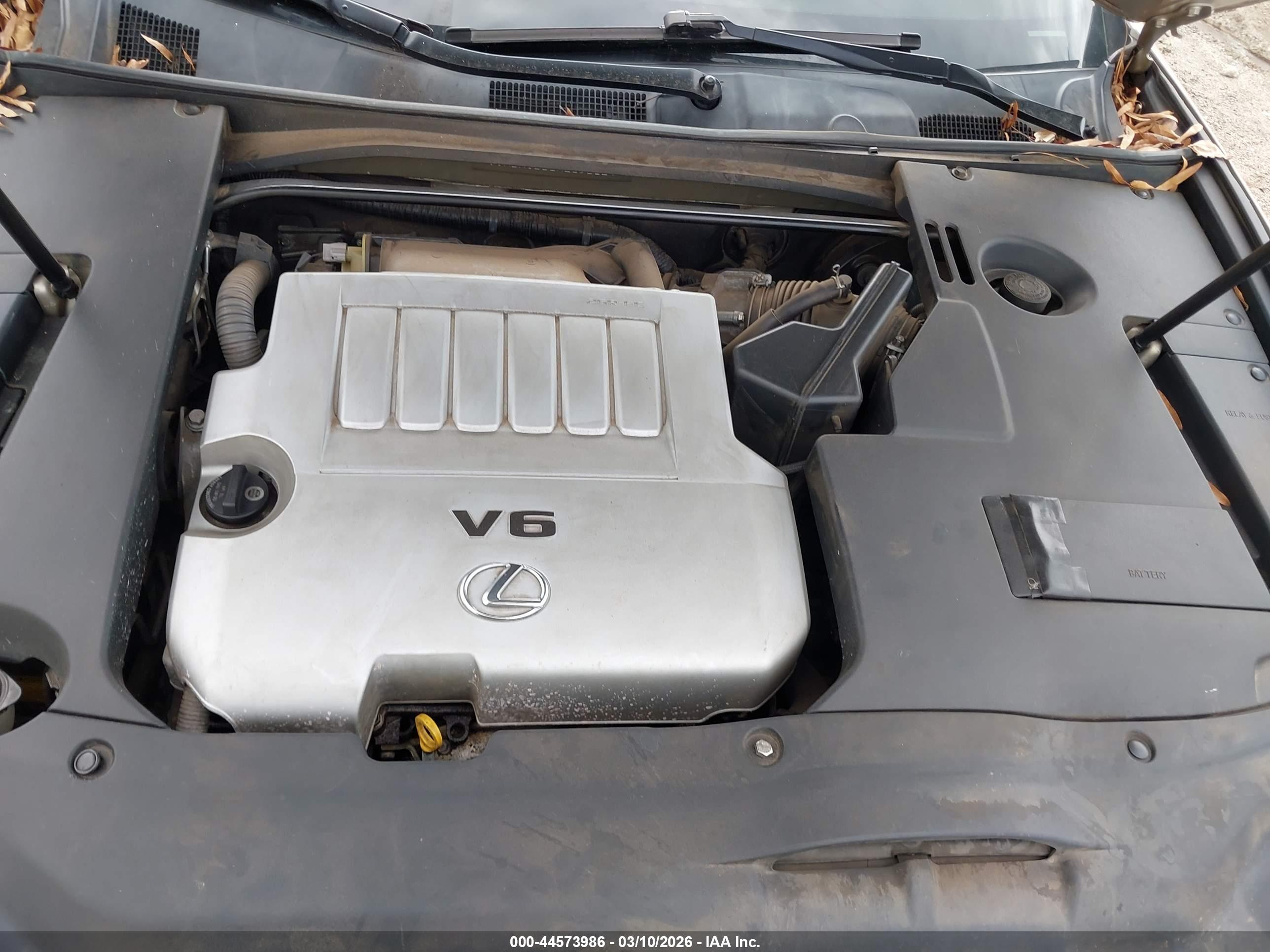 LEXUS ES image 10