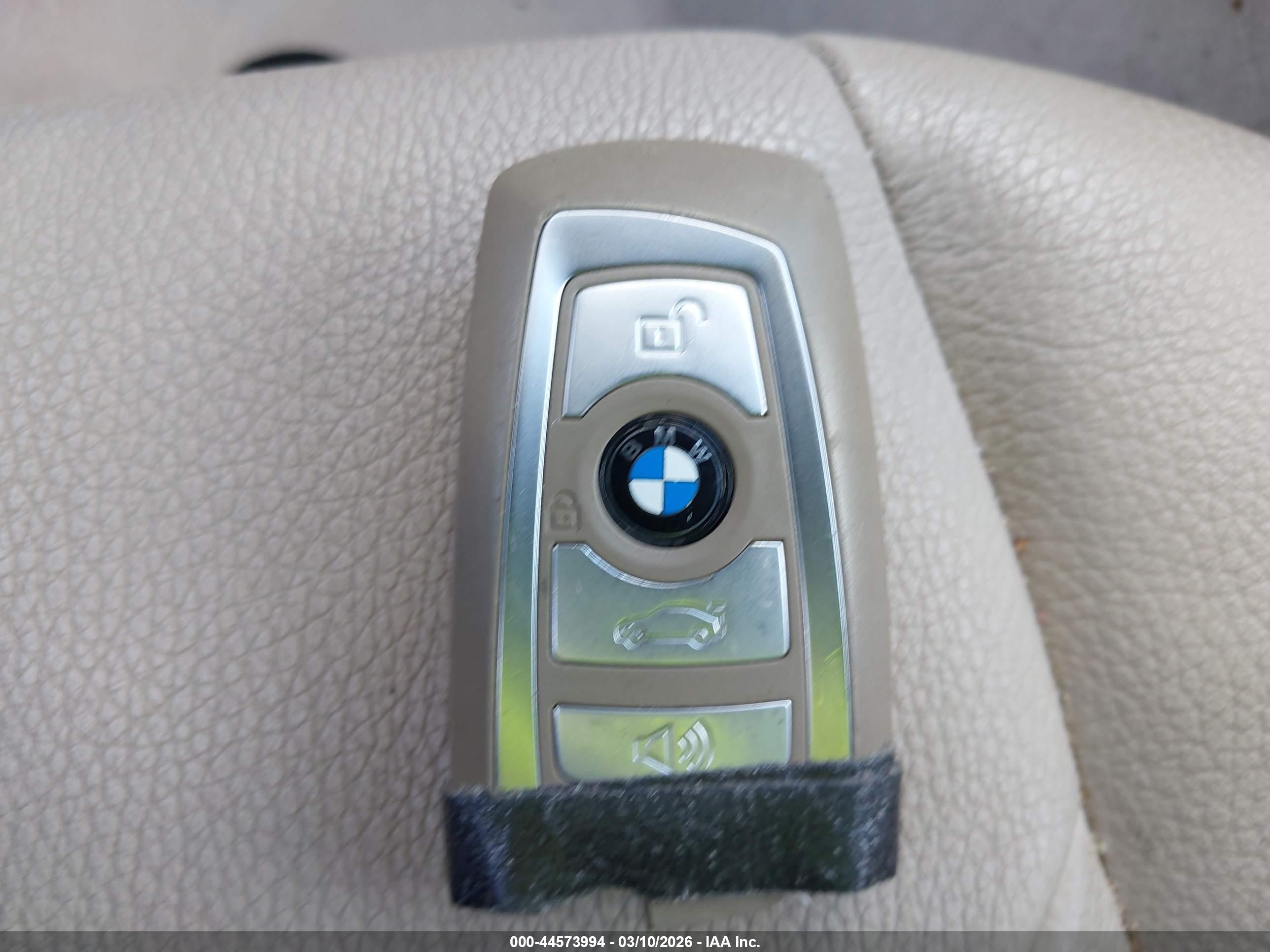 BMW 328I image 11