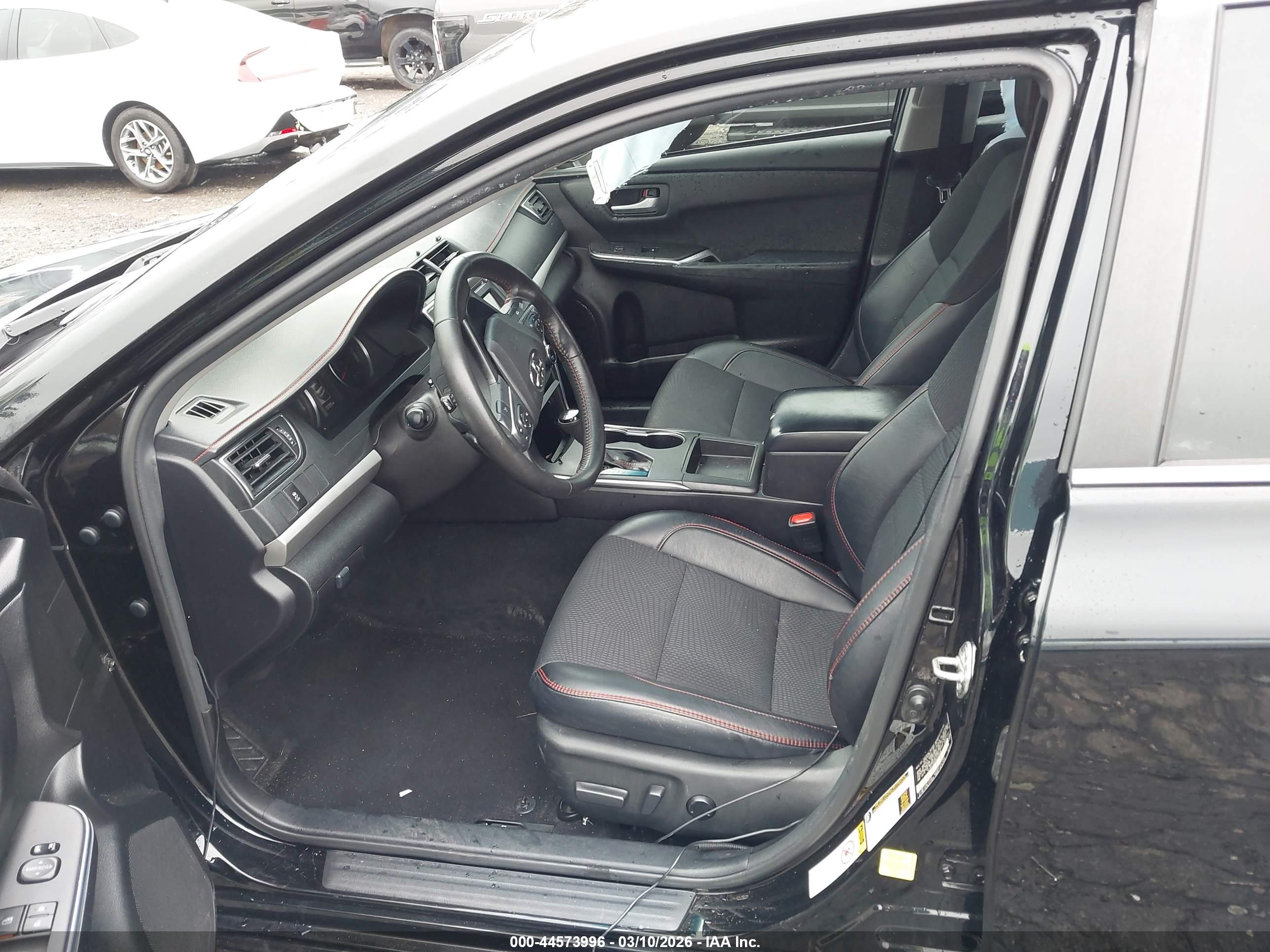 TOYOTA CAMRY image 5