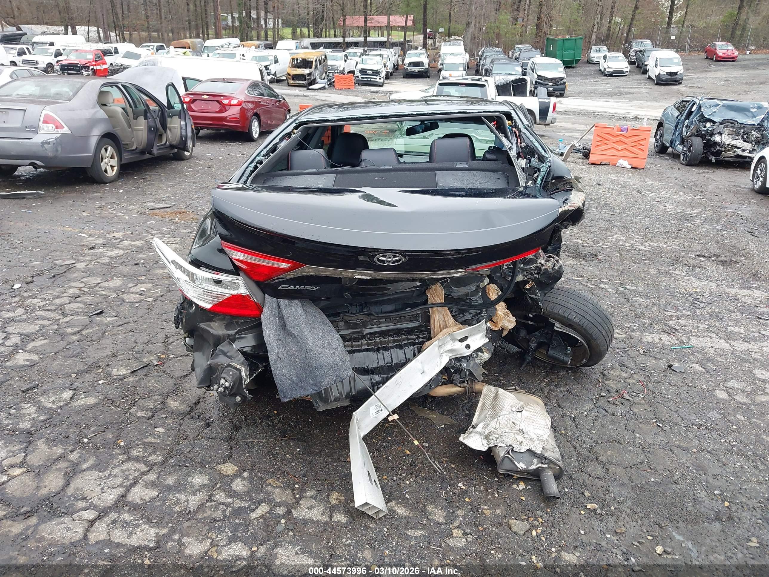 TOYOTA CAMRY image 6