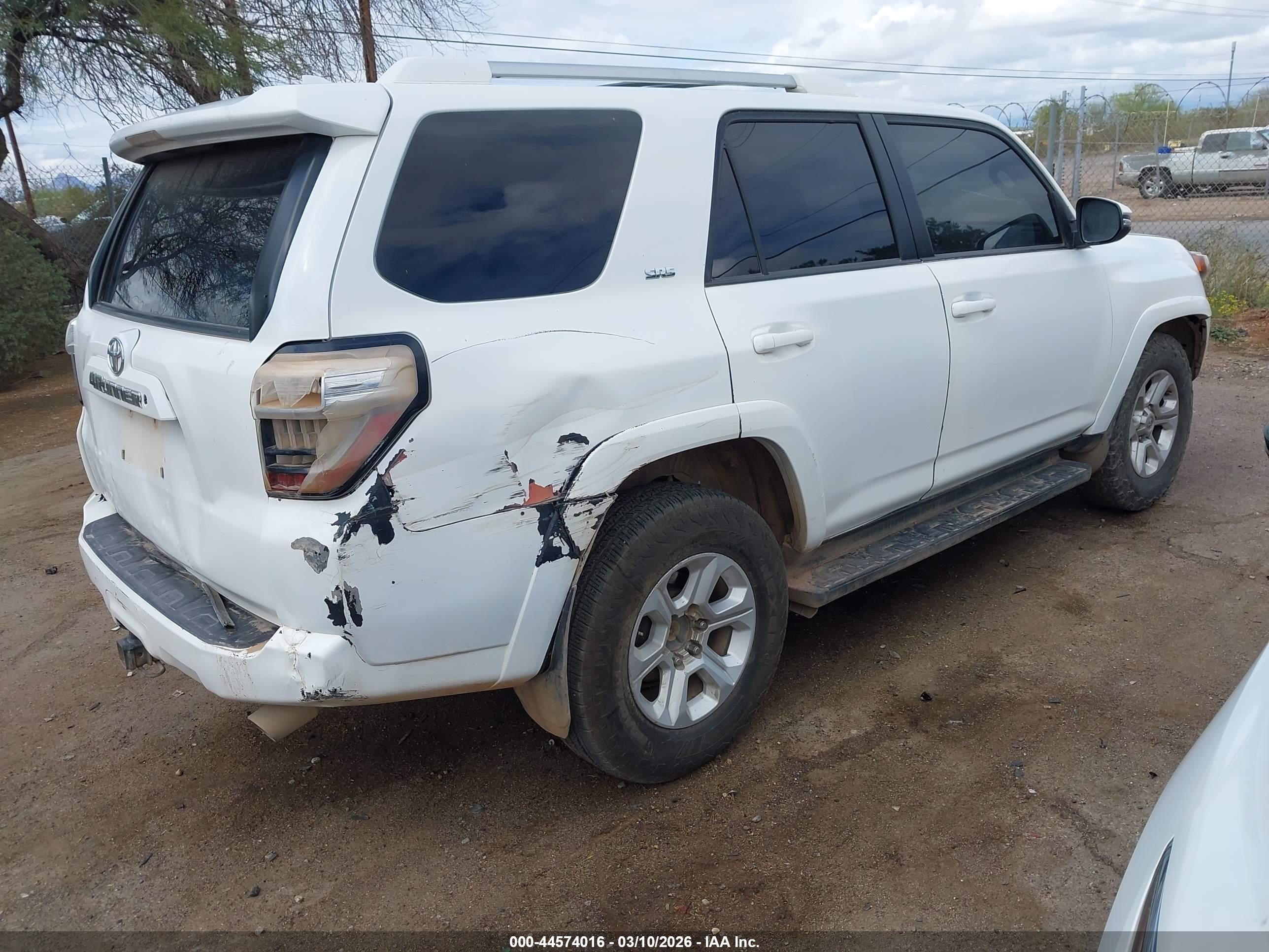 TOYOTA 4RUNNER image 4