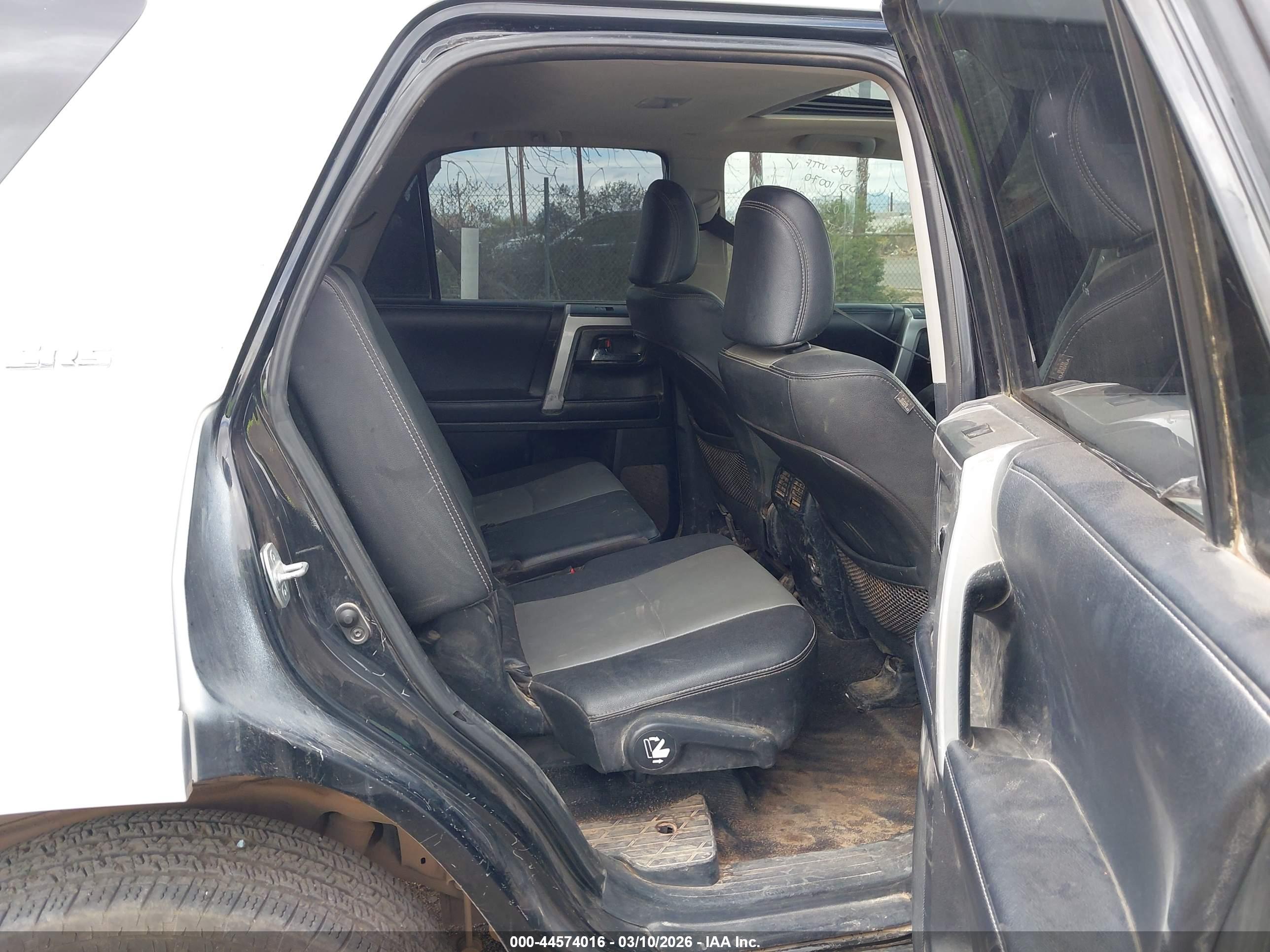 TOYOTA 4RUNNER image 8
