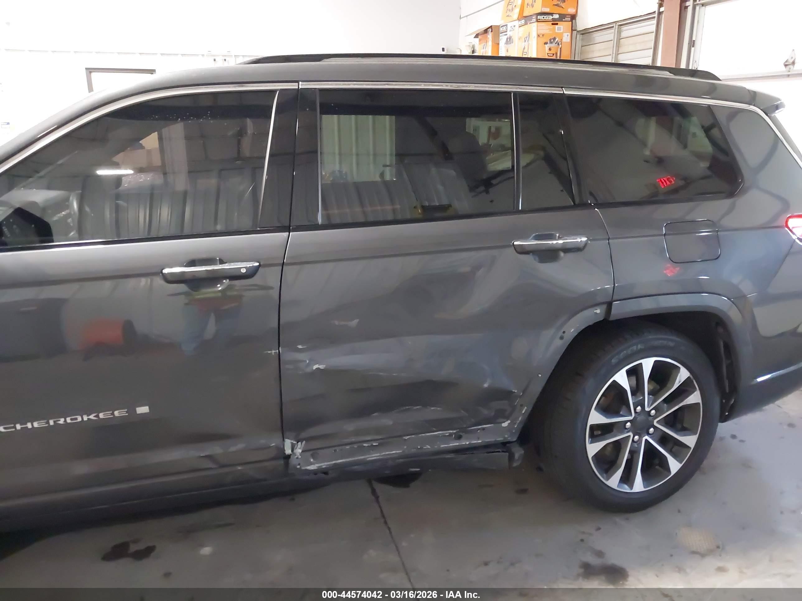 JEEP GRAND image 6