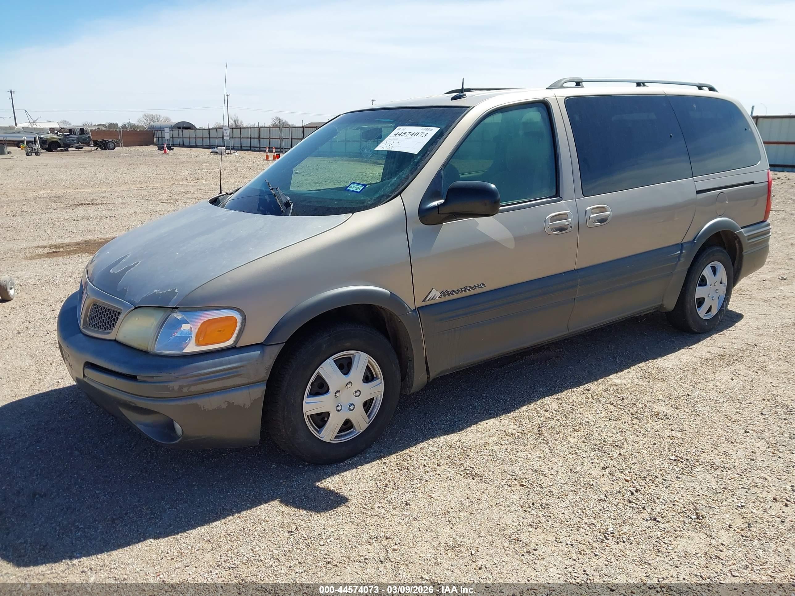 PONTIAC MONTANA image 2