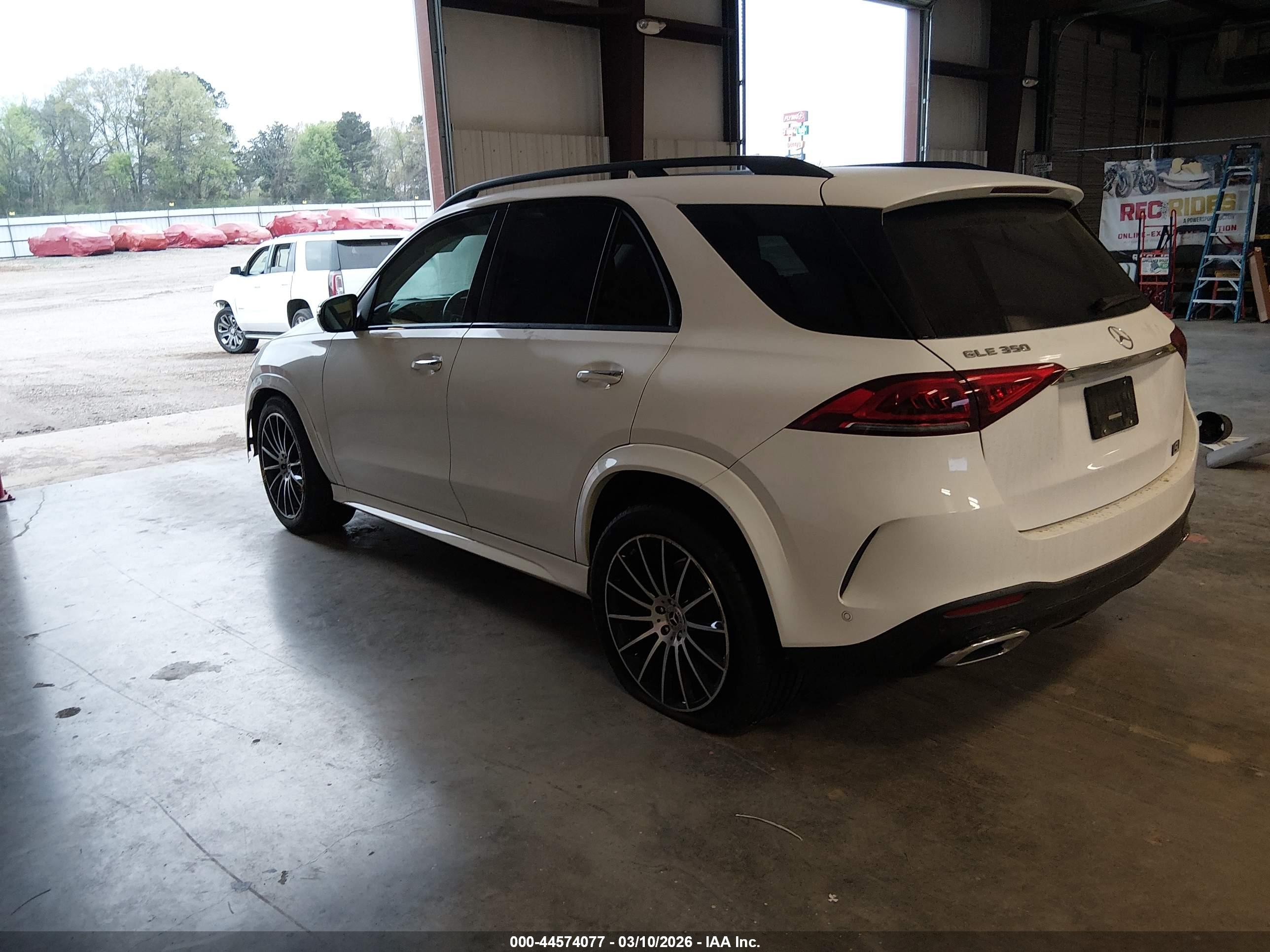 MERCEDES-BENZ GLE image 3