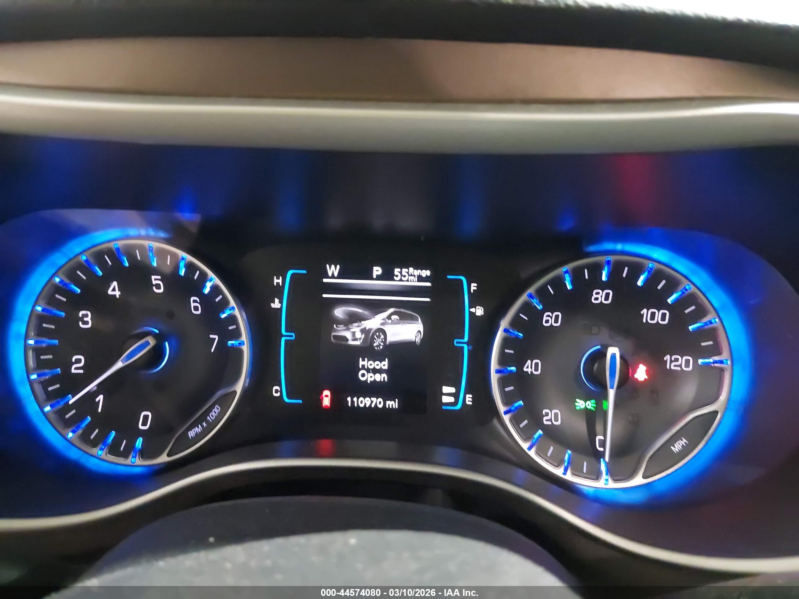 CHRYSLER PACIFICA image 7