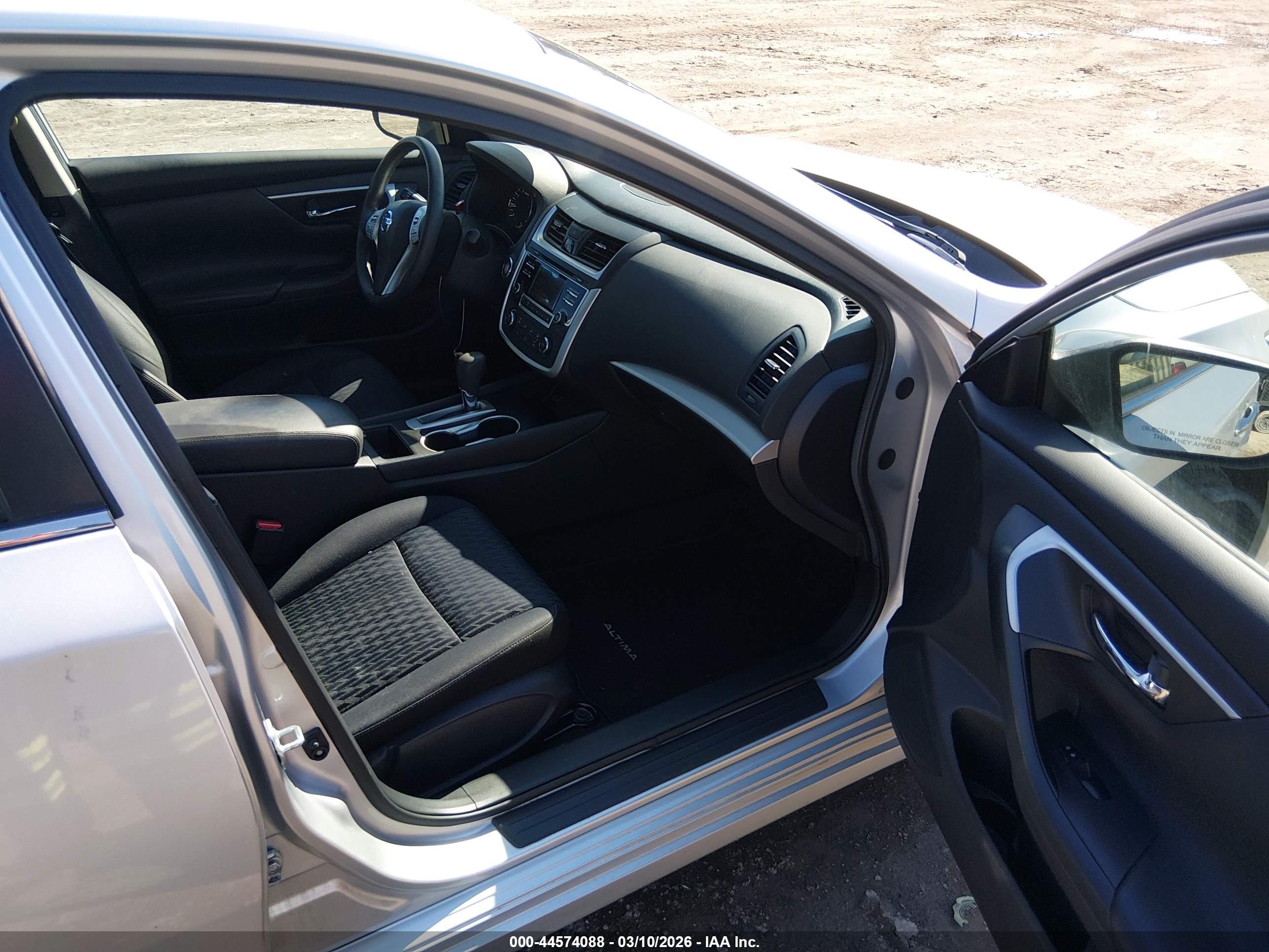 NISSAN ALTIMA image 5