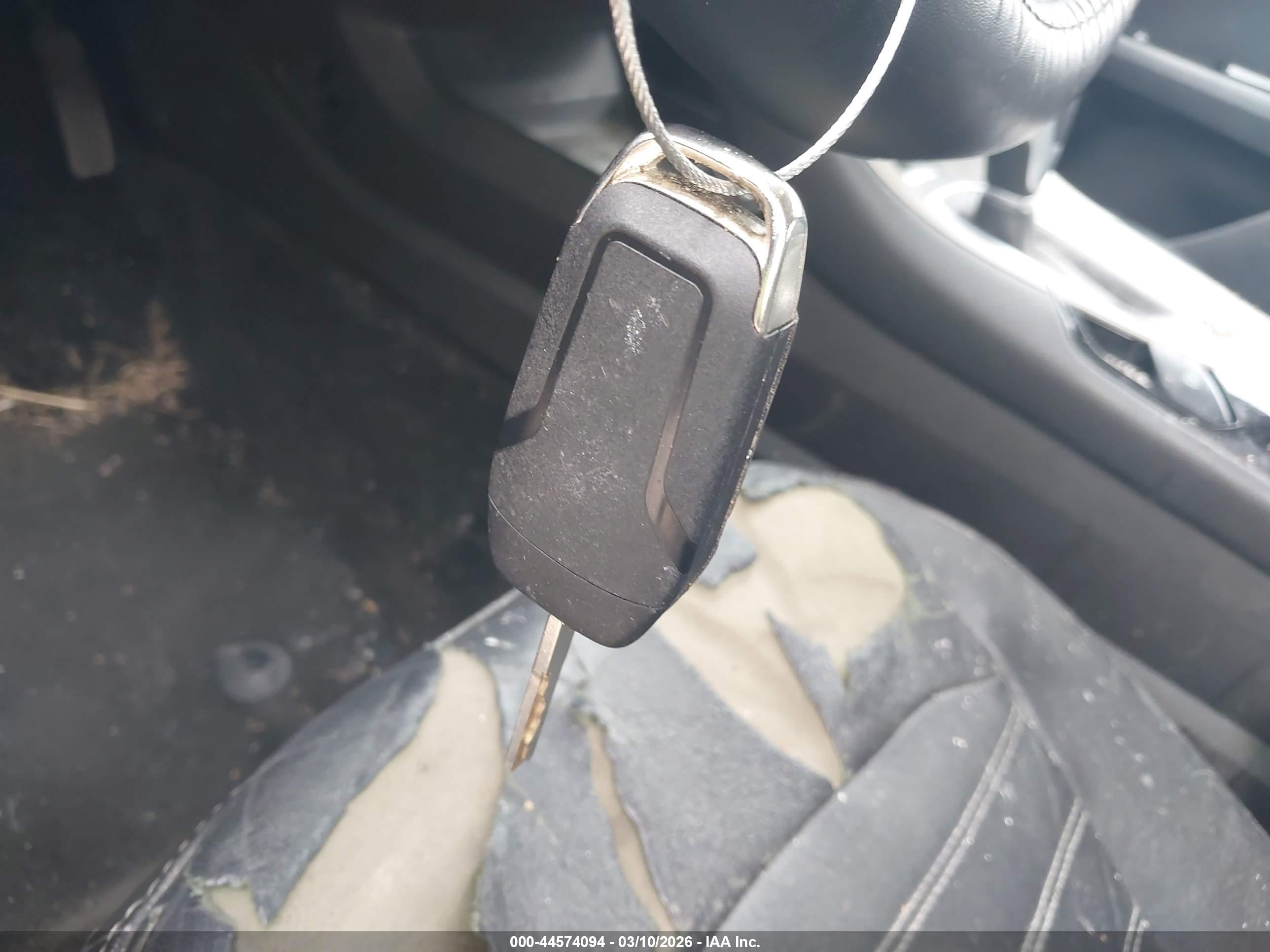 FORD FUSION image 11