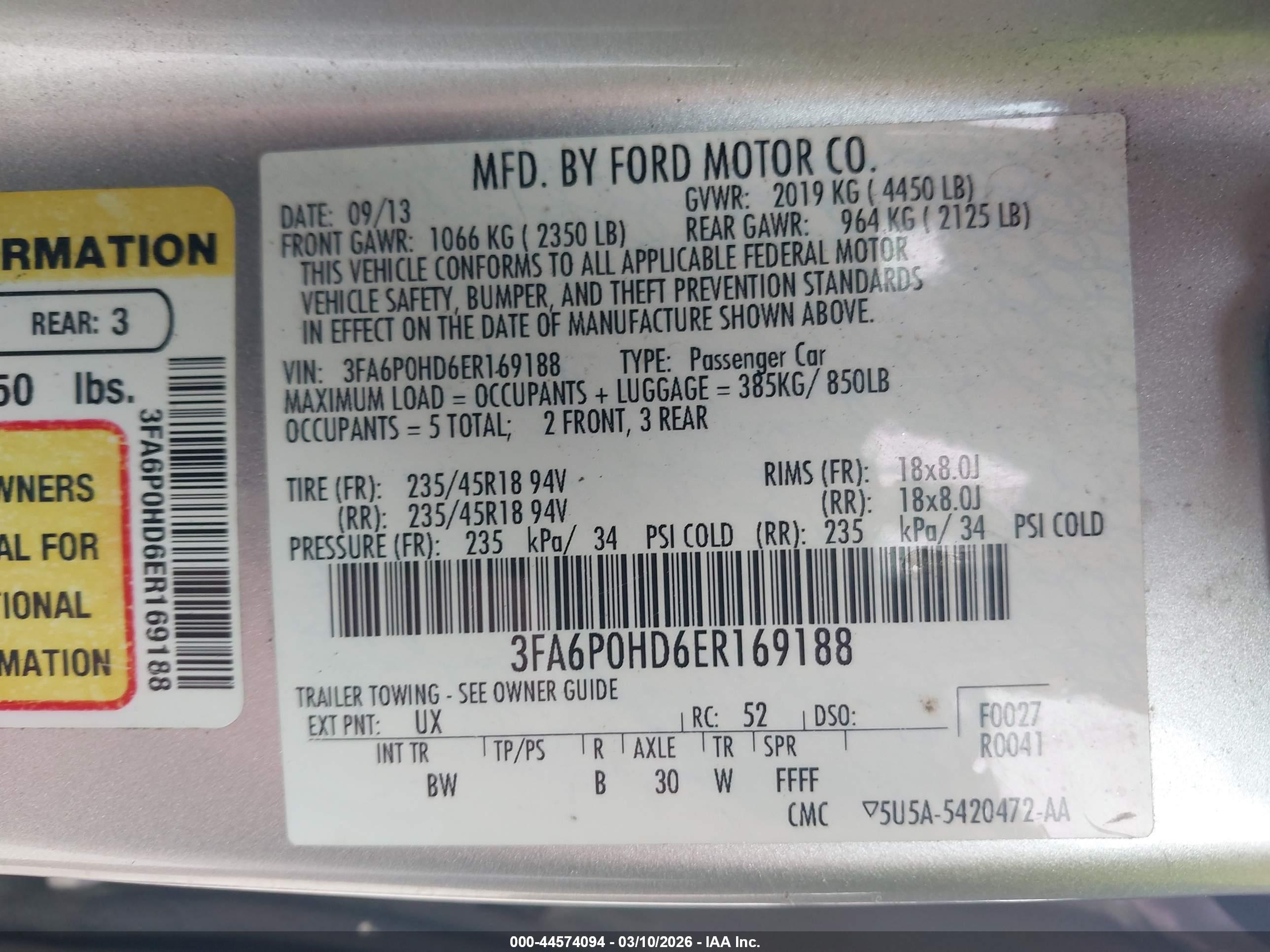 FORD FUSION image 9