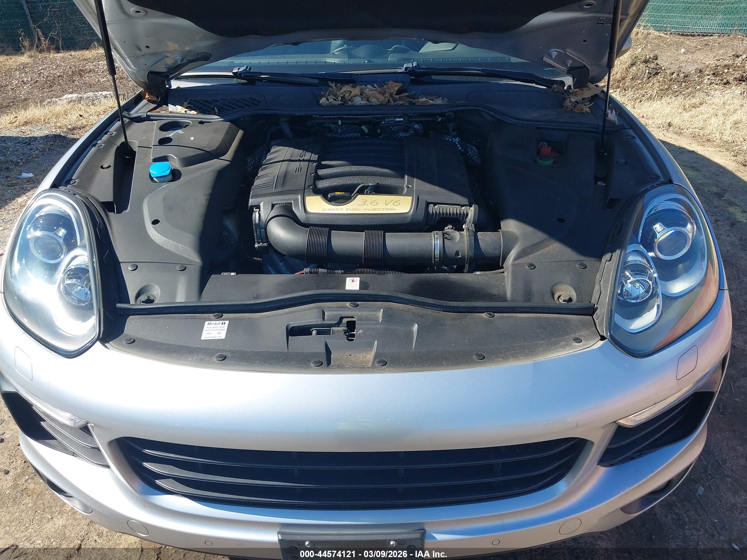 PORSCHE CAYENNE image 10