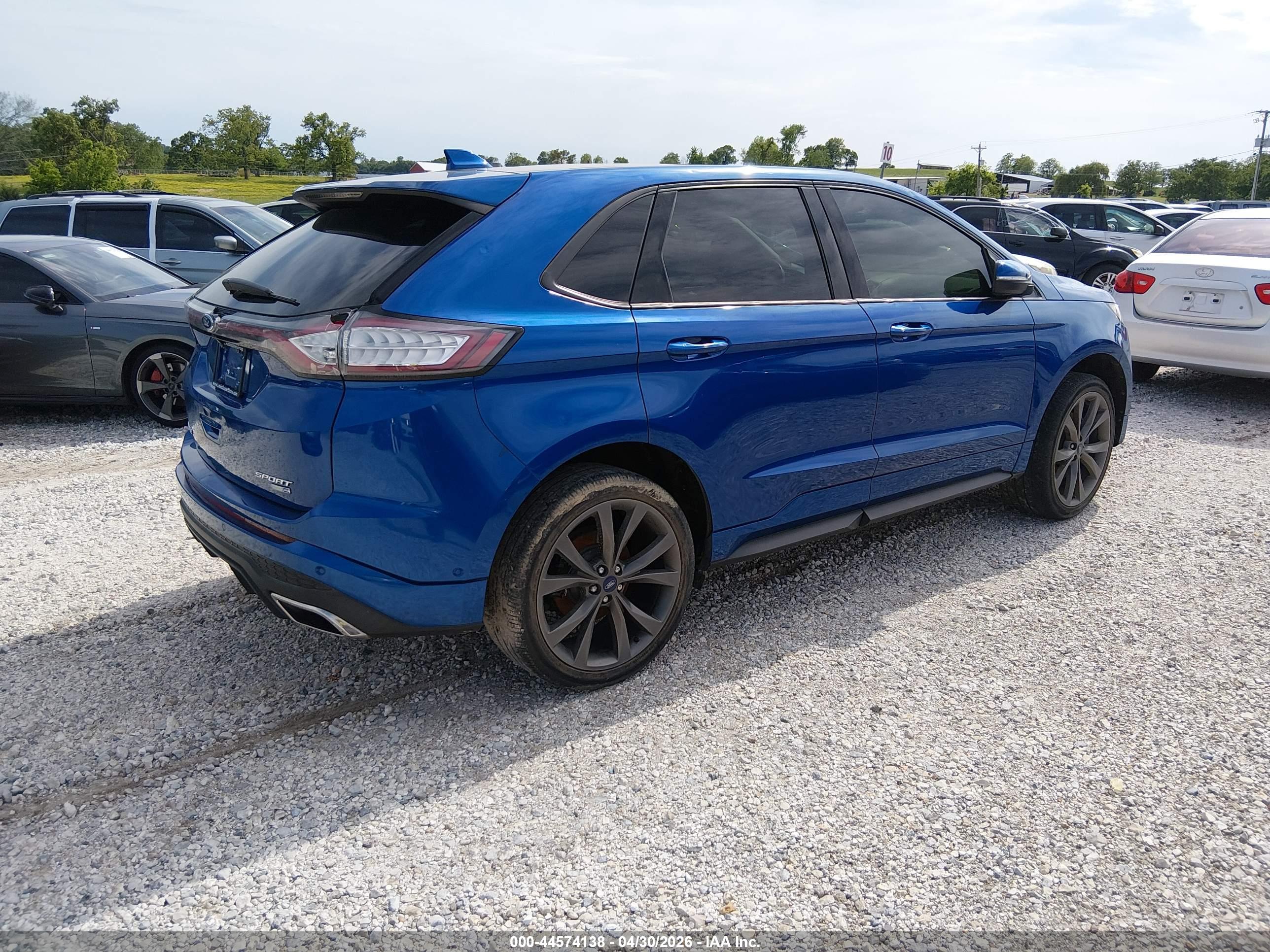 FORD EDGE image 4