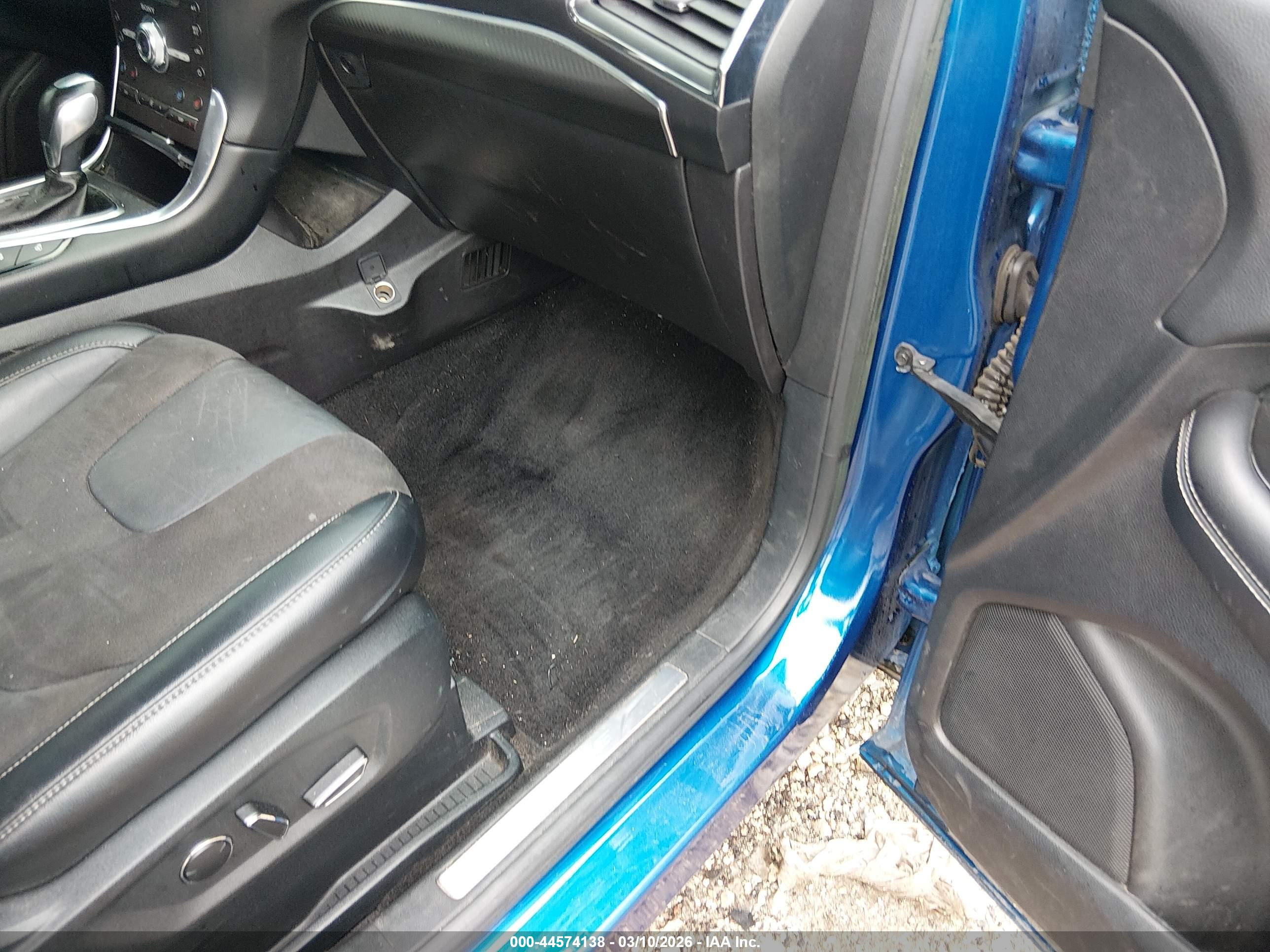 FORD EDGE image 8