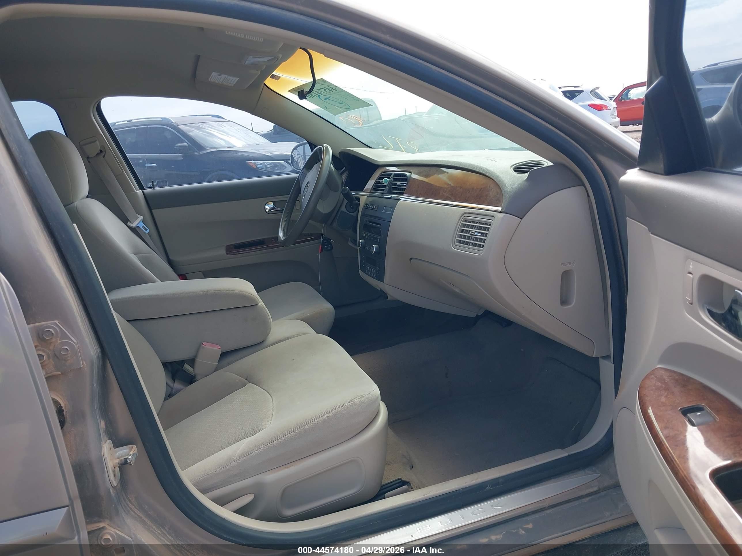 BUICK LACROSSE image 5
