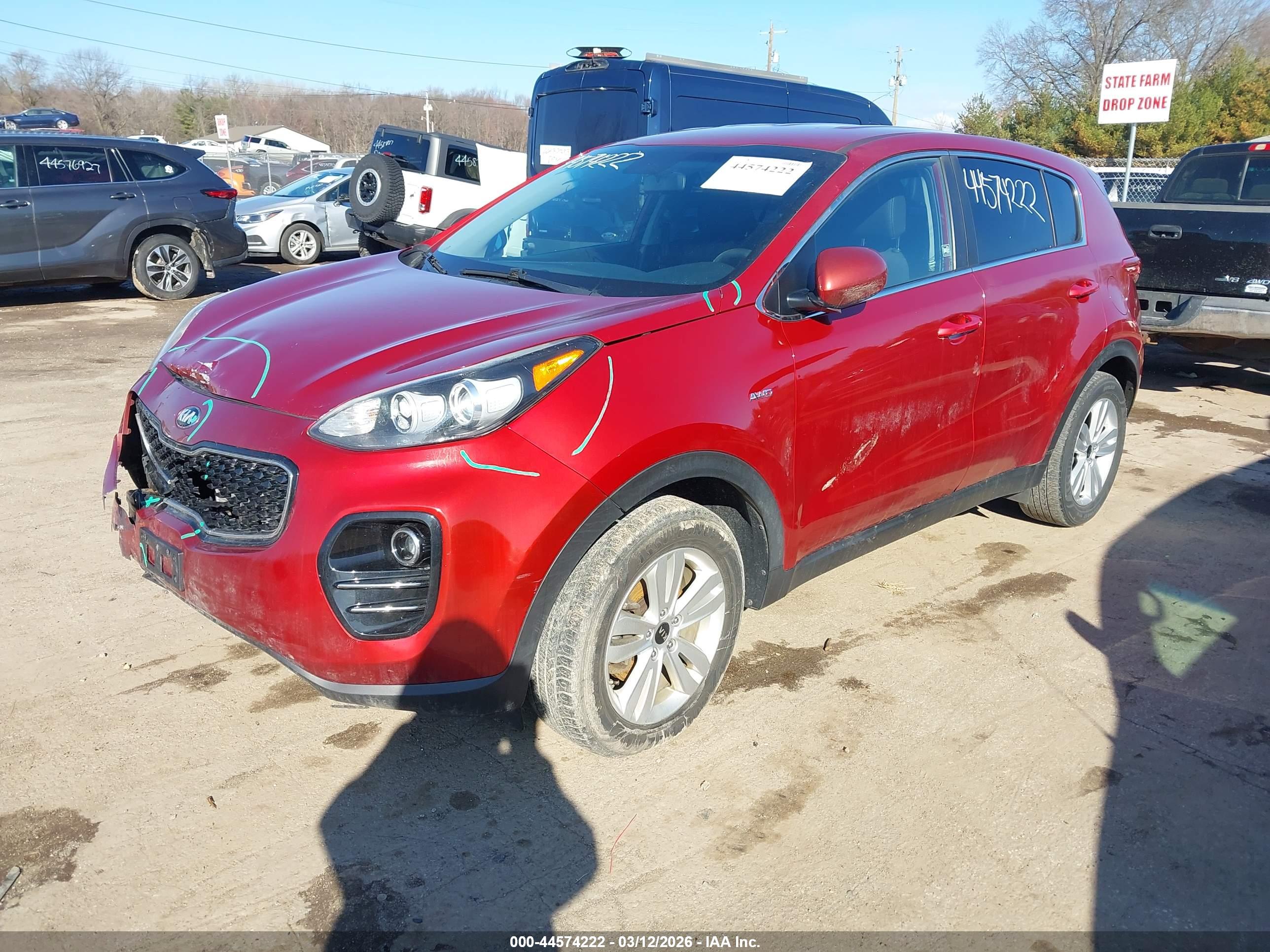 KIA SPORTAGE image 2