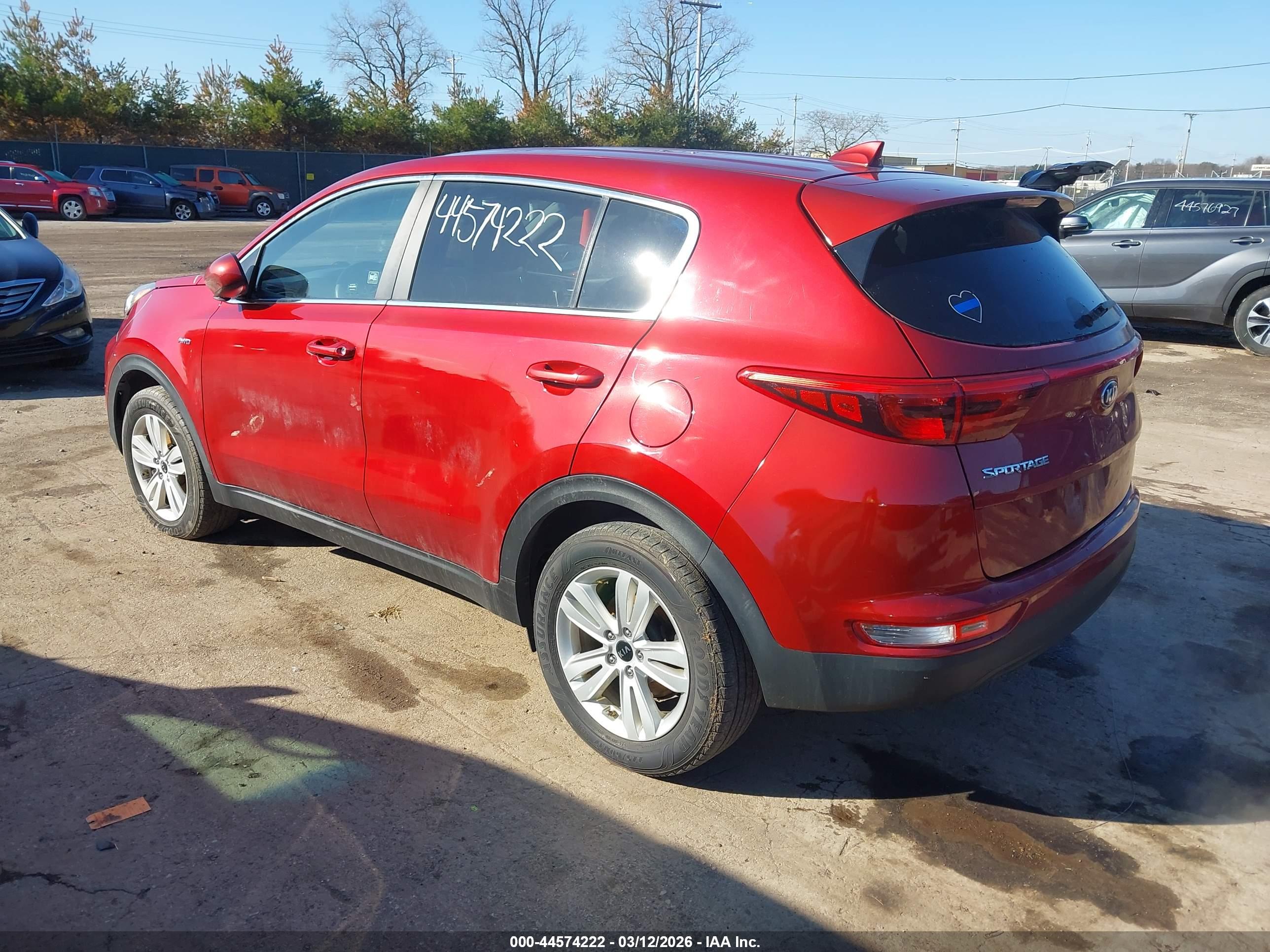KIA SPORTAGE image 3