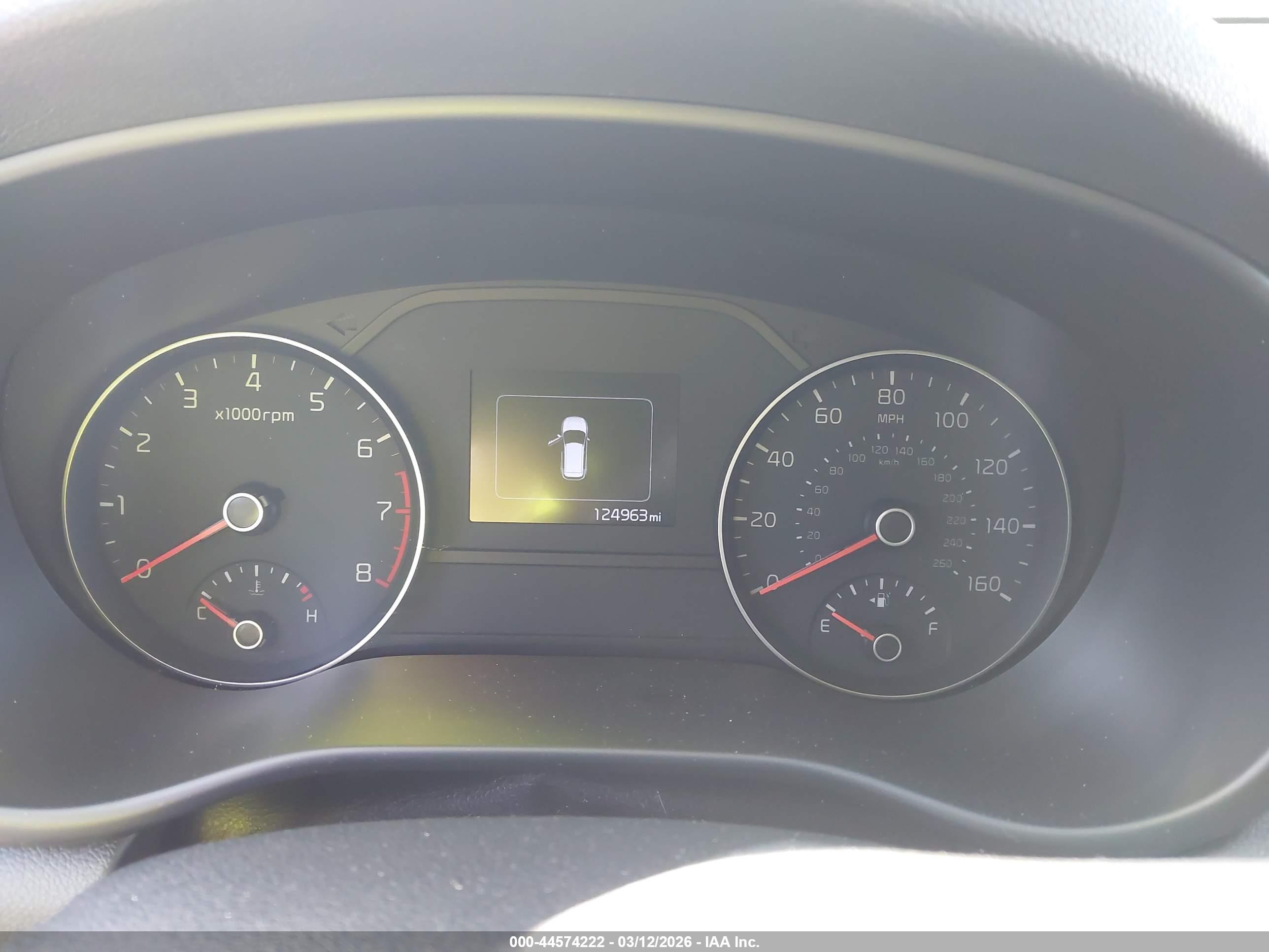 KIA SPORTAGE image 7