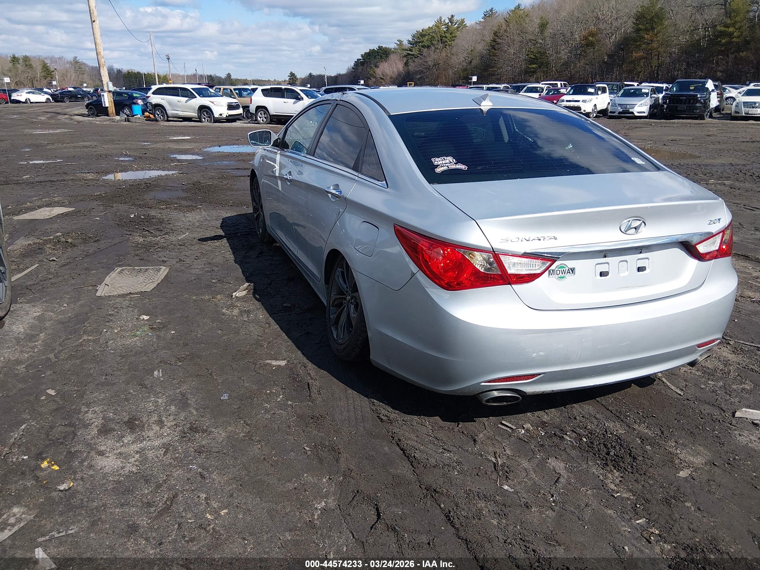 HYUNDAI SONATA image 3