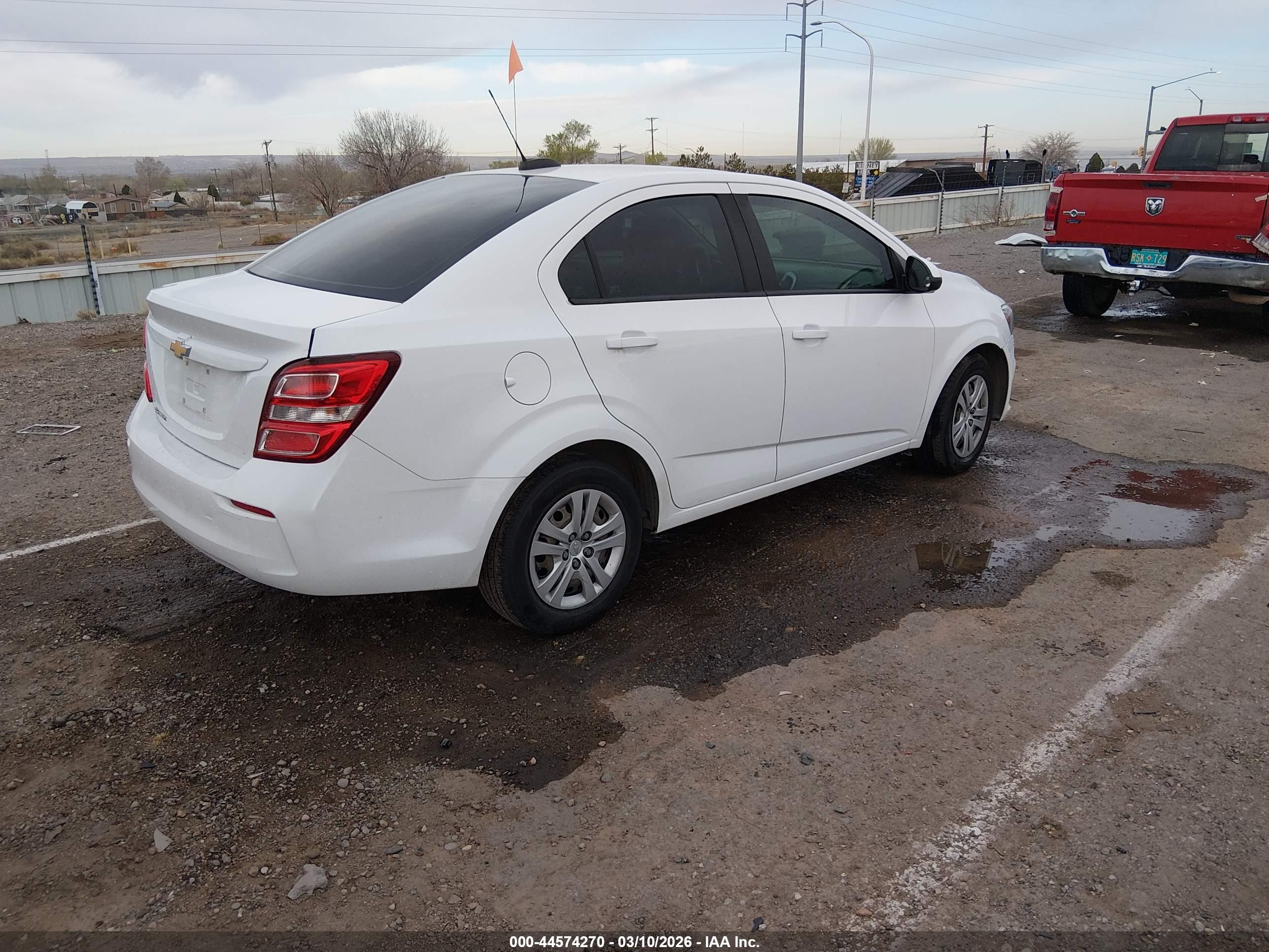 CHEVROLET SONIC image 4