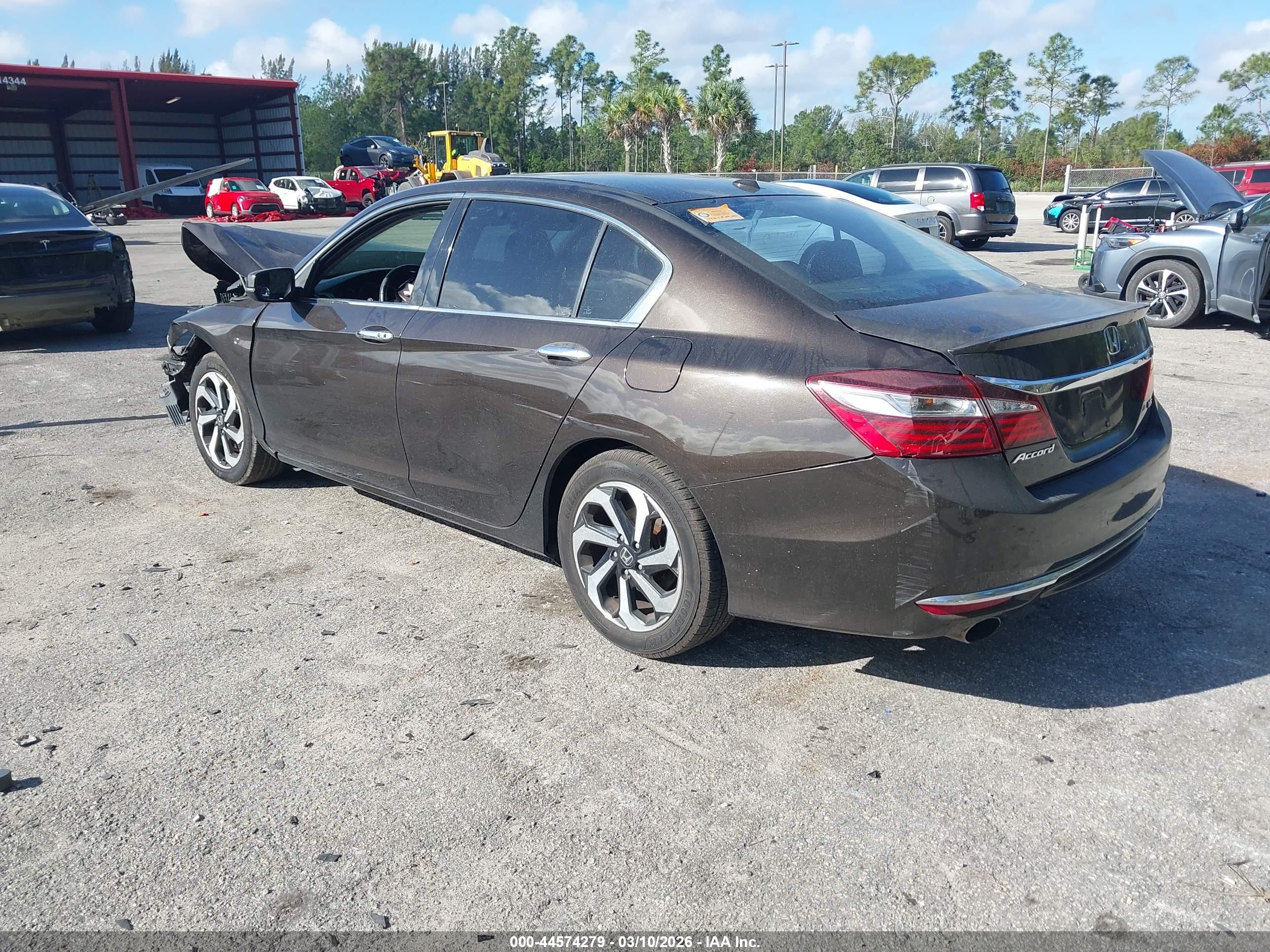 HONDA ACCORD image 3