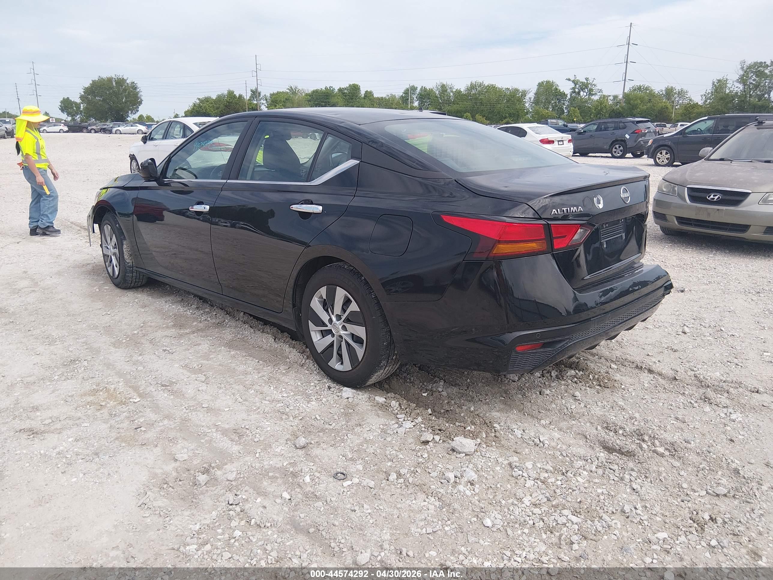 NISSAN ALTIMA image 3