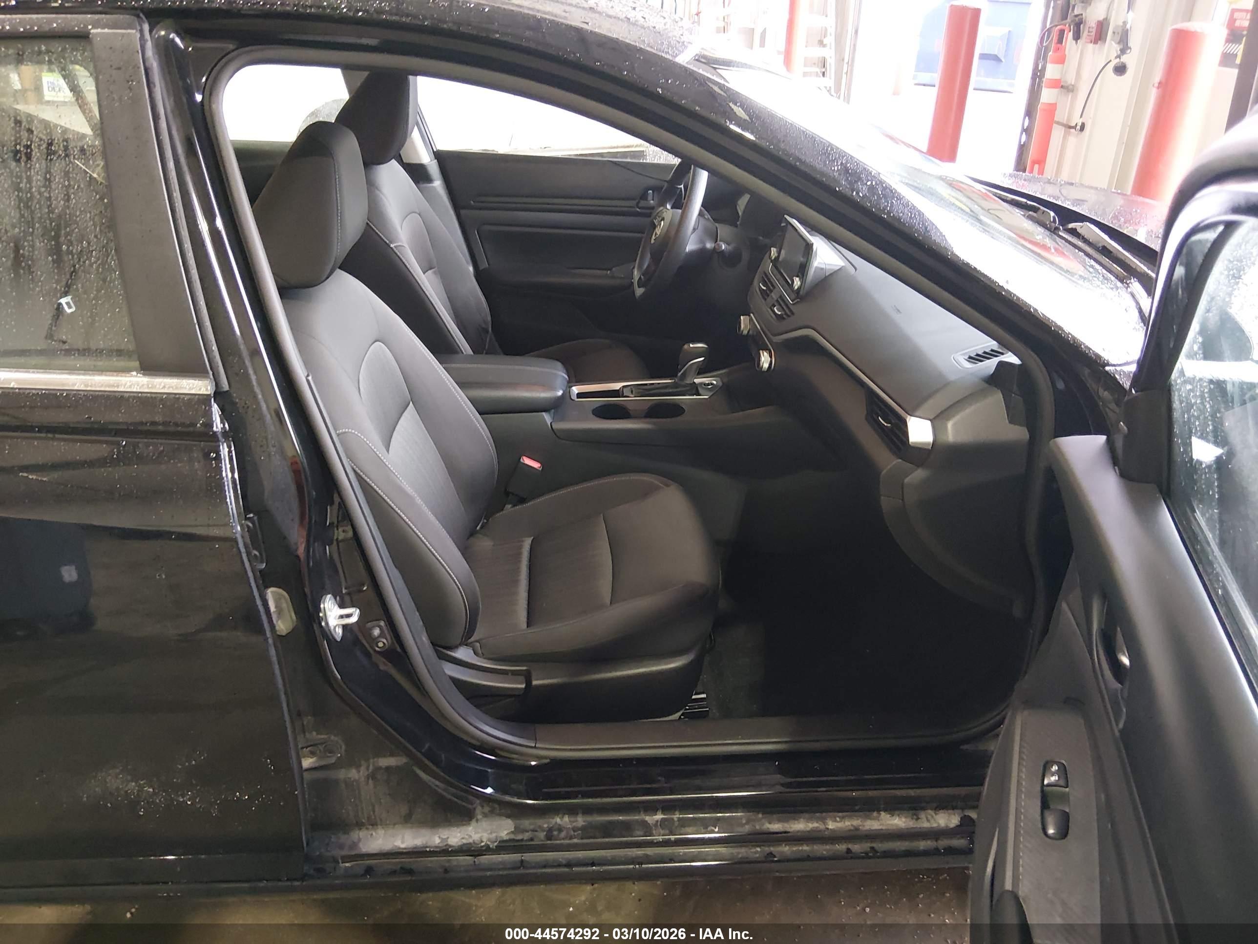 NISSAN ALTIMA image 5