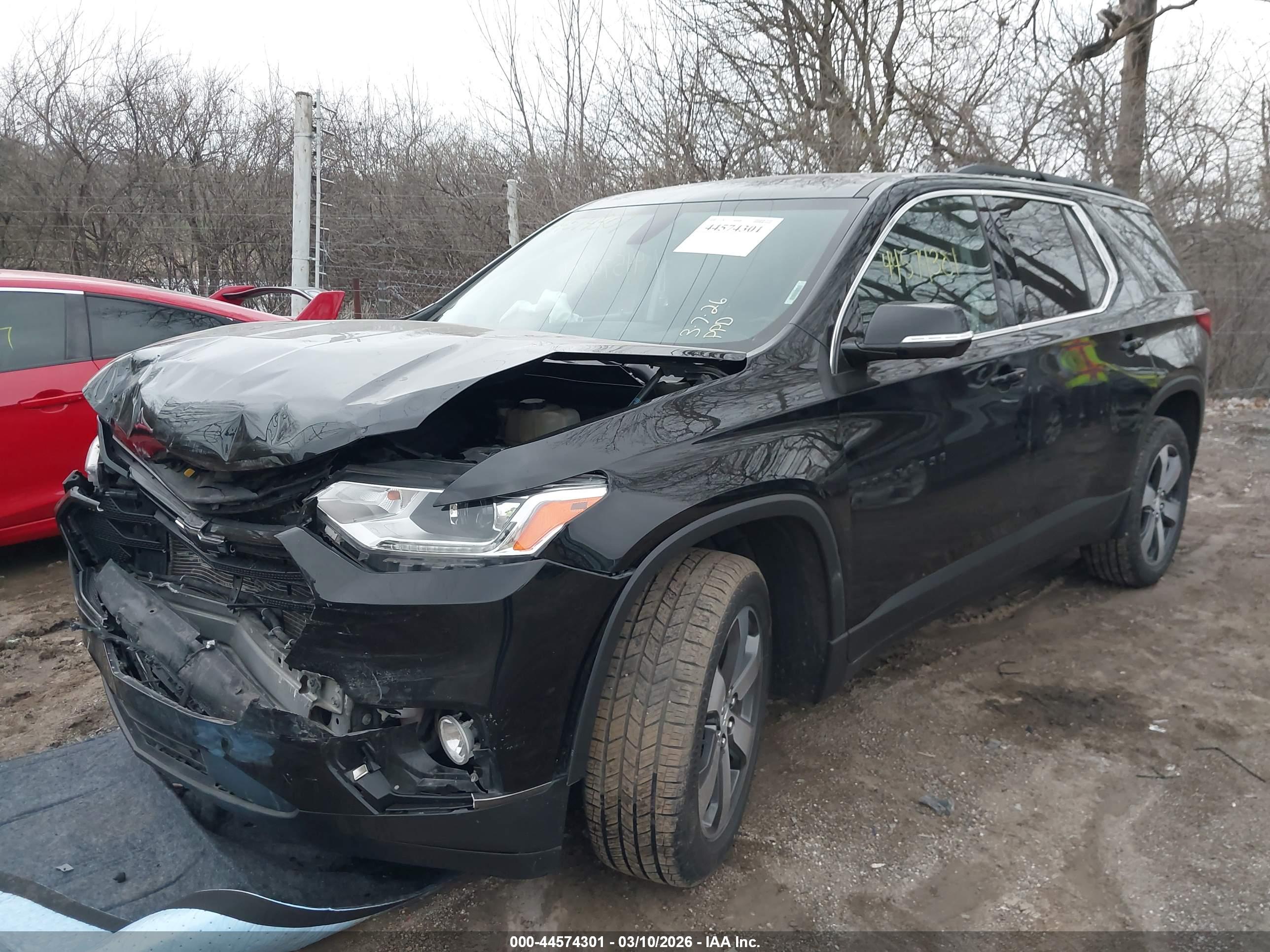 CHEVROLET TRAVERSE image 6