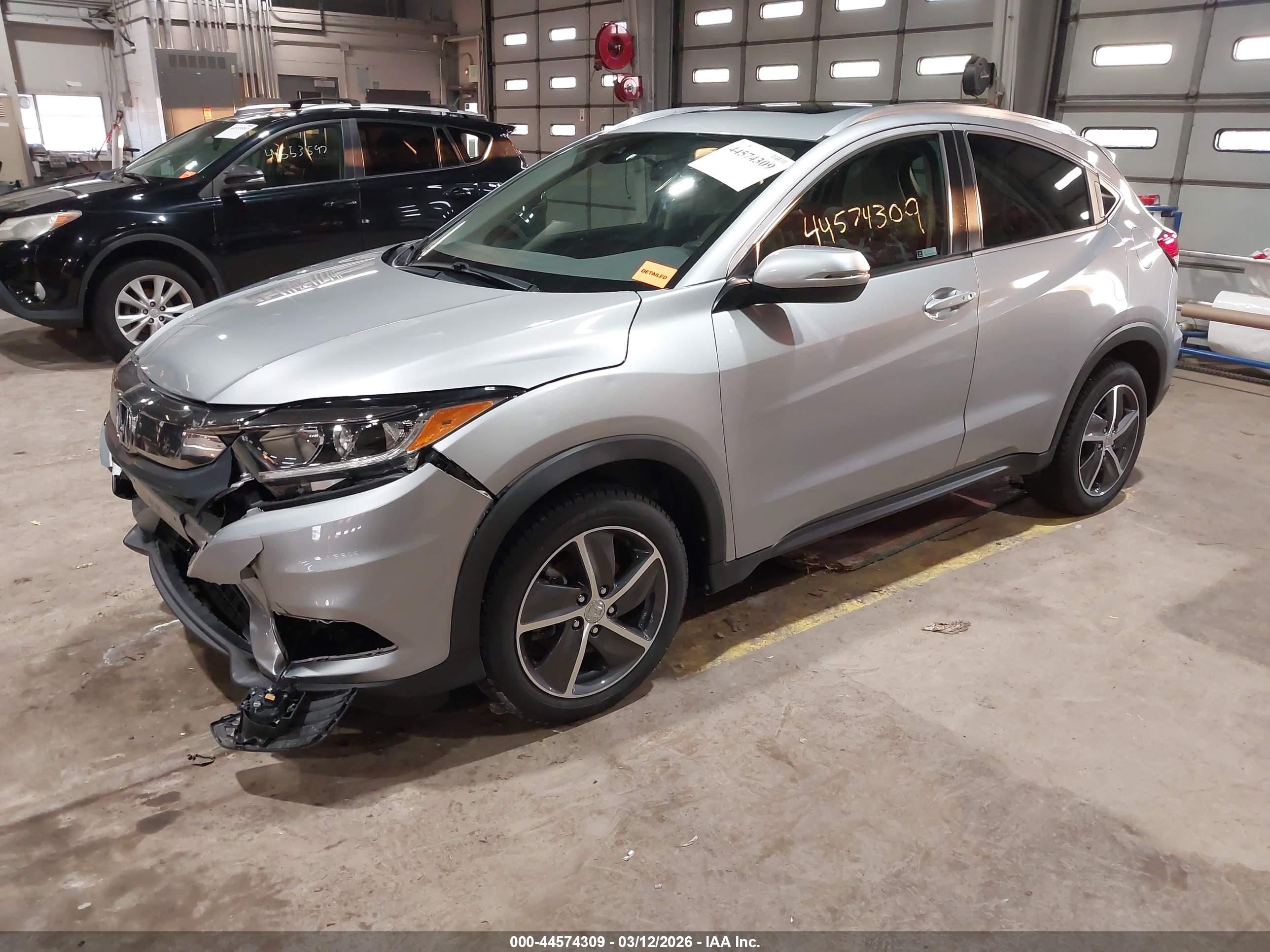HONDA HR-V image 2