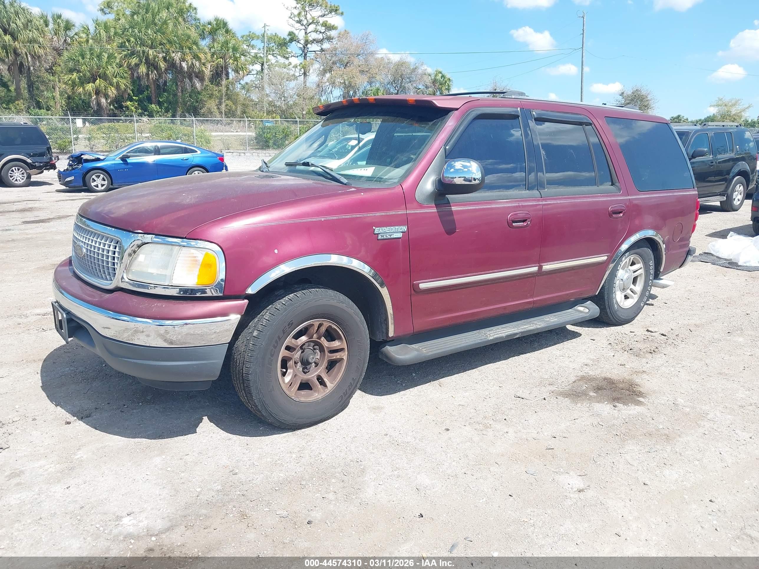 FORD EXPEDITION image 2