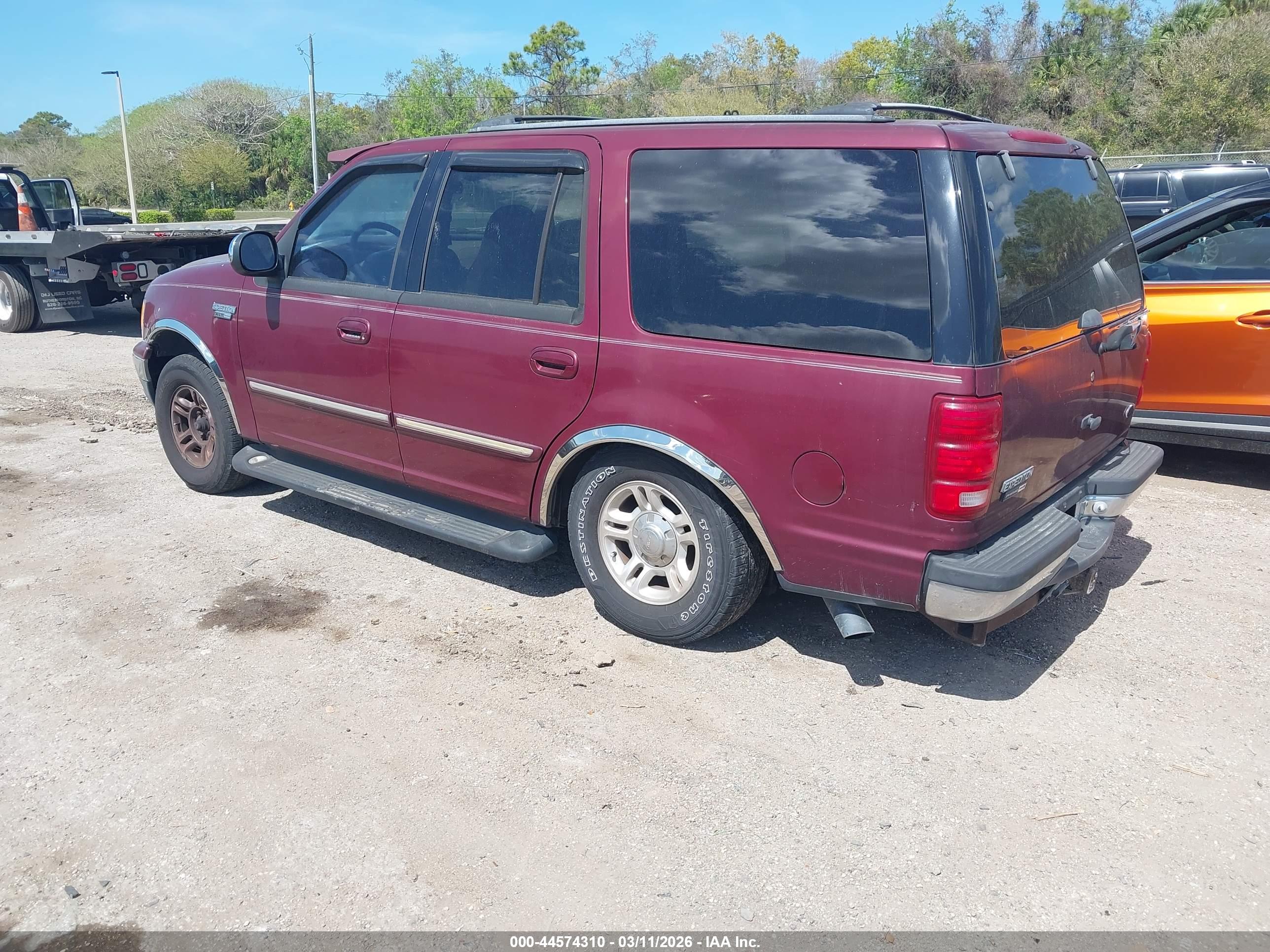 FORD EXPEDITION image 3