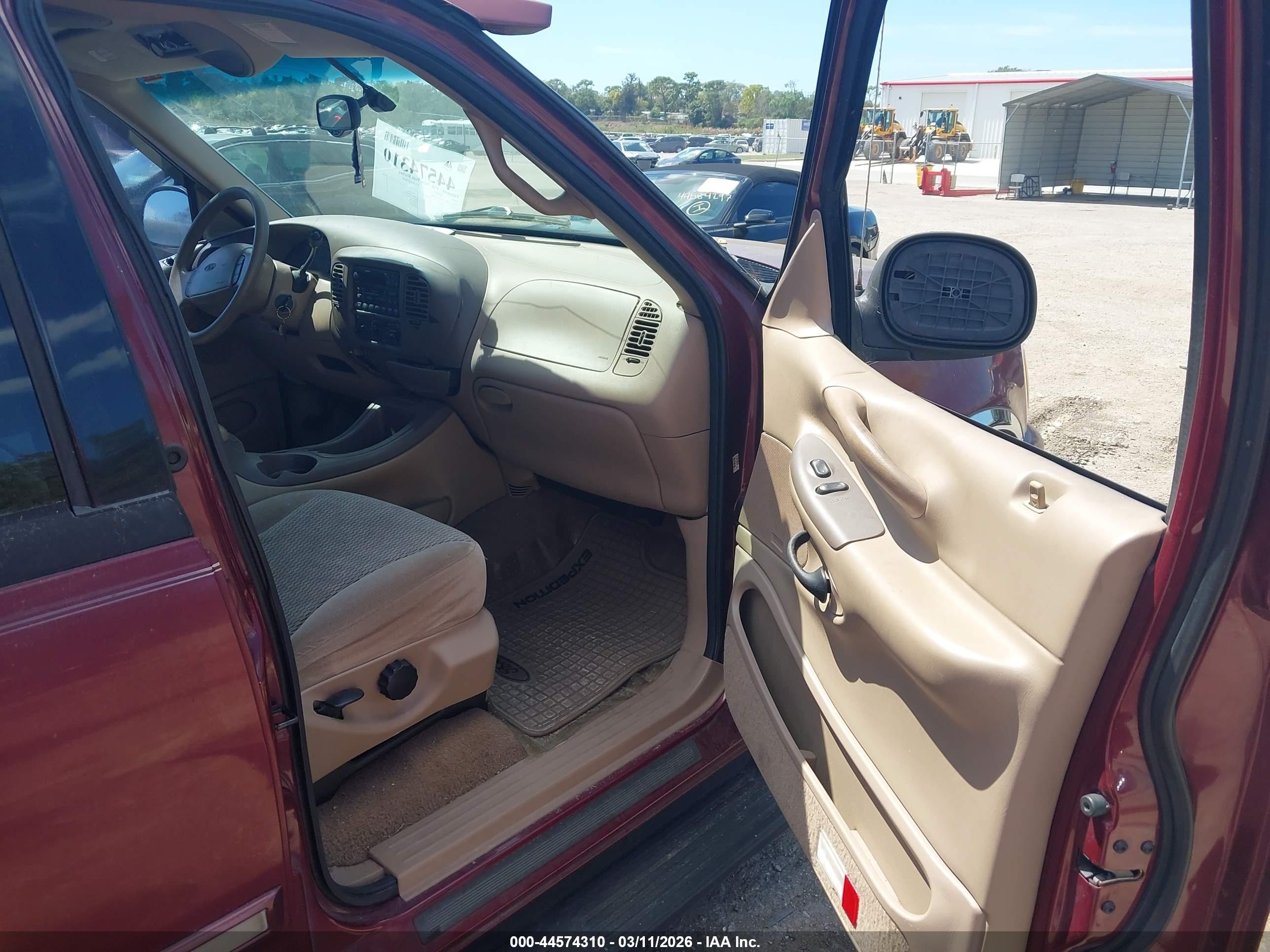 FORD EXPEDITION image 5
