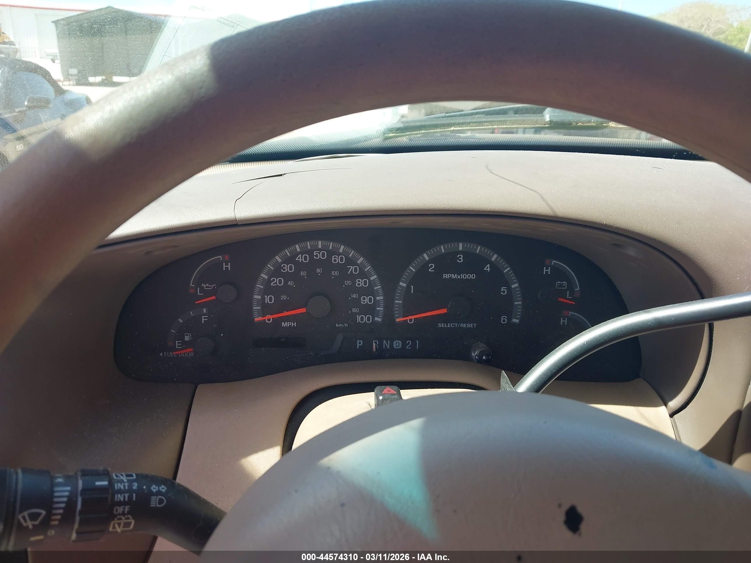 FORD EXPEDITION image 7