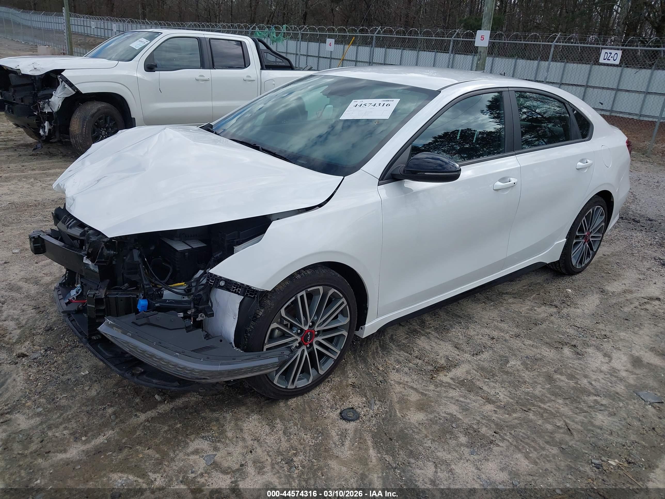 KIA FORTE image 2