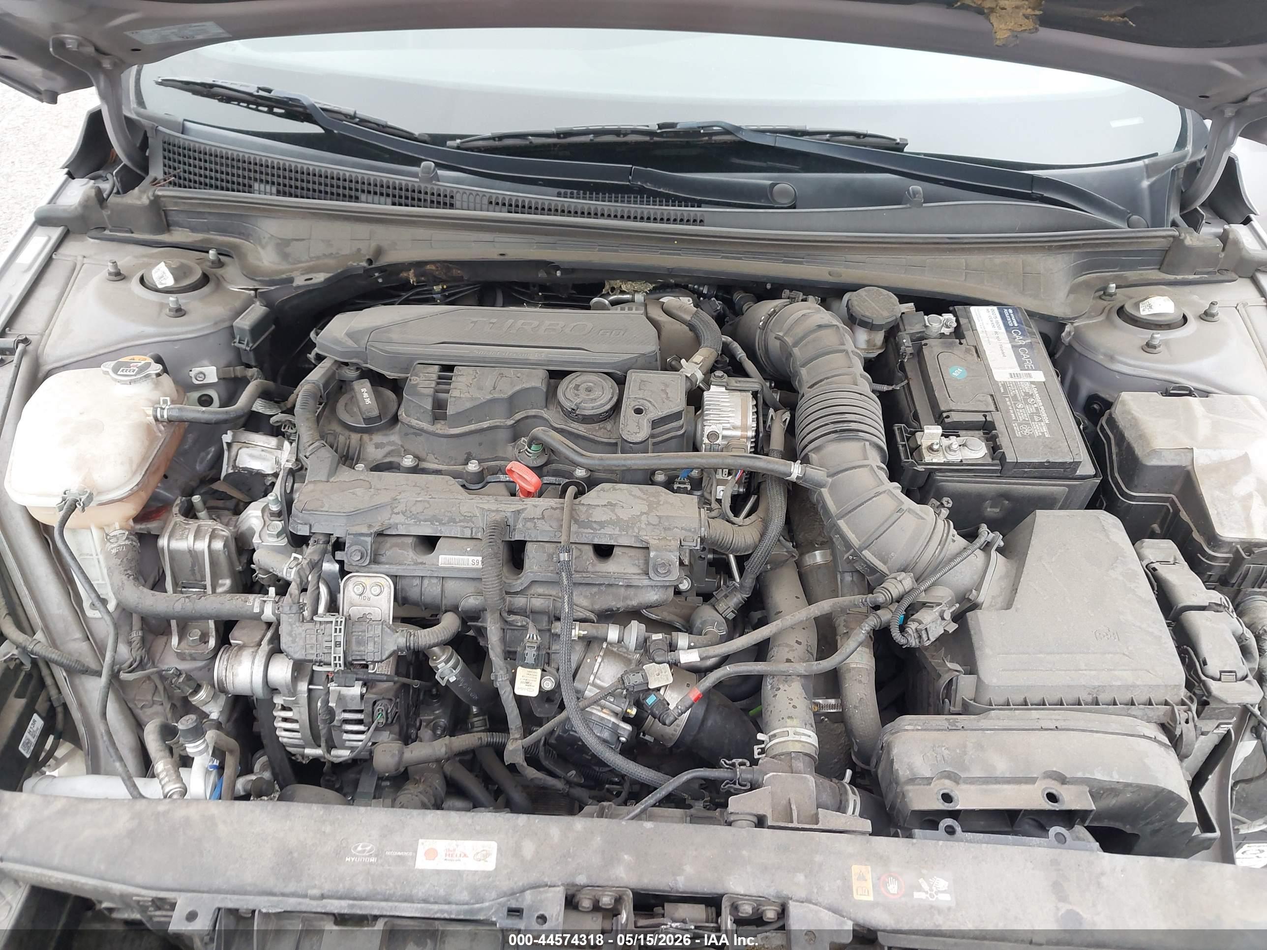 HYUNDAI ELANTRA image 10