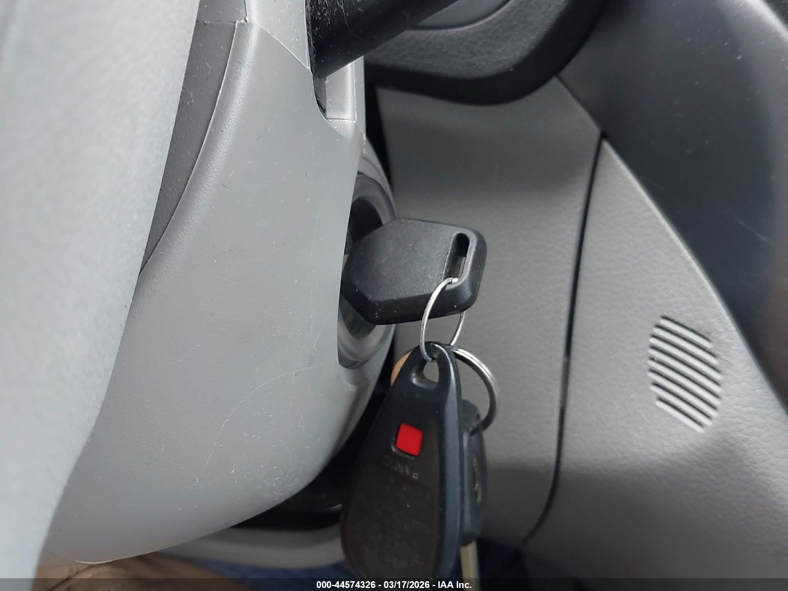 SUBARU FORESTER image 11