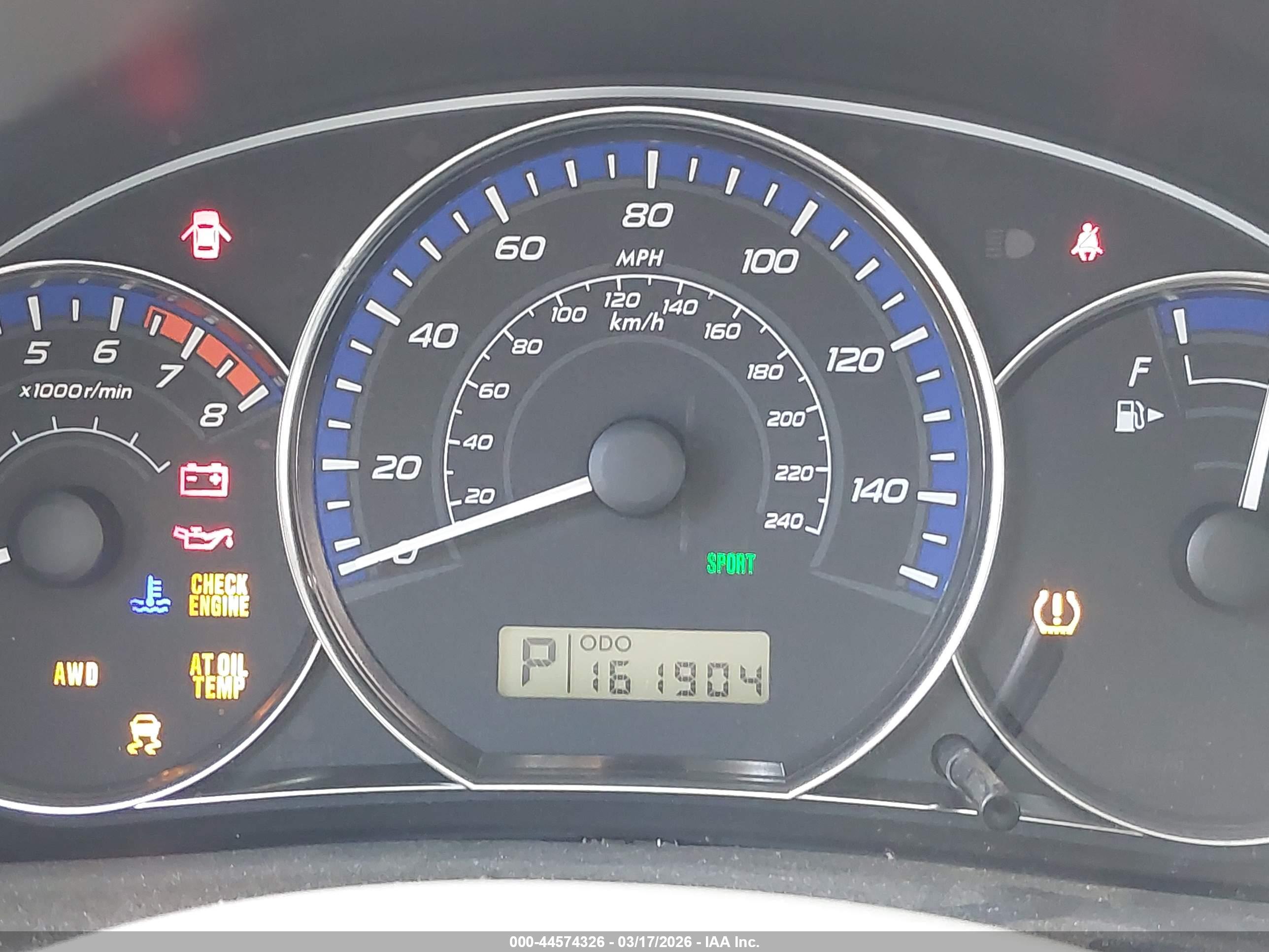 SUBARU FORESTER image 7